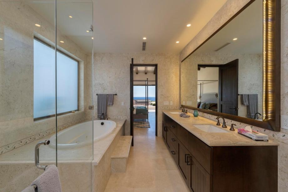 Via de Niza, Los Cabos, Baja California Sur, 23456, Mexico, 4 Bedrooms Bedrooms, ,4 BathroomsBathrooms,Residential,For Sale,Via de Niza,1640124