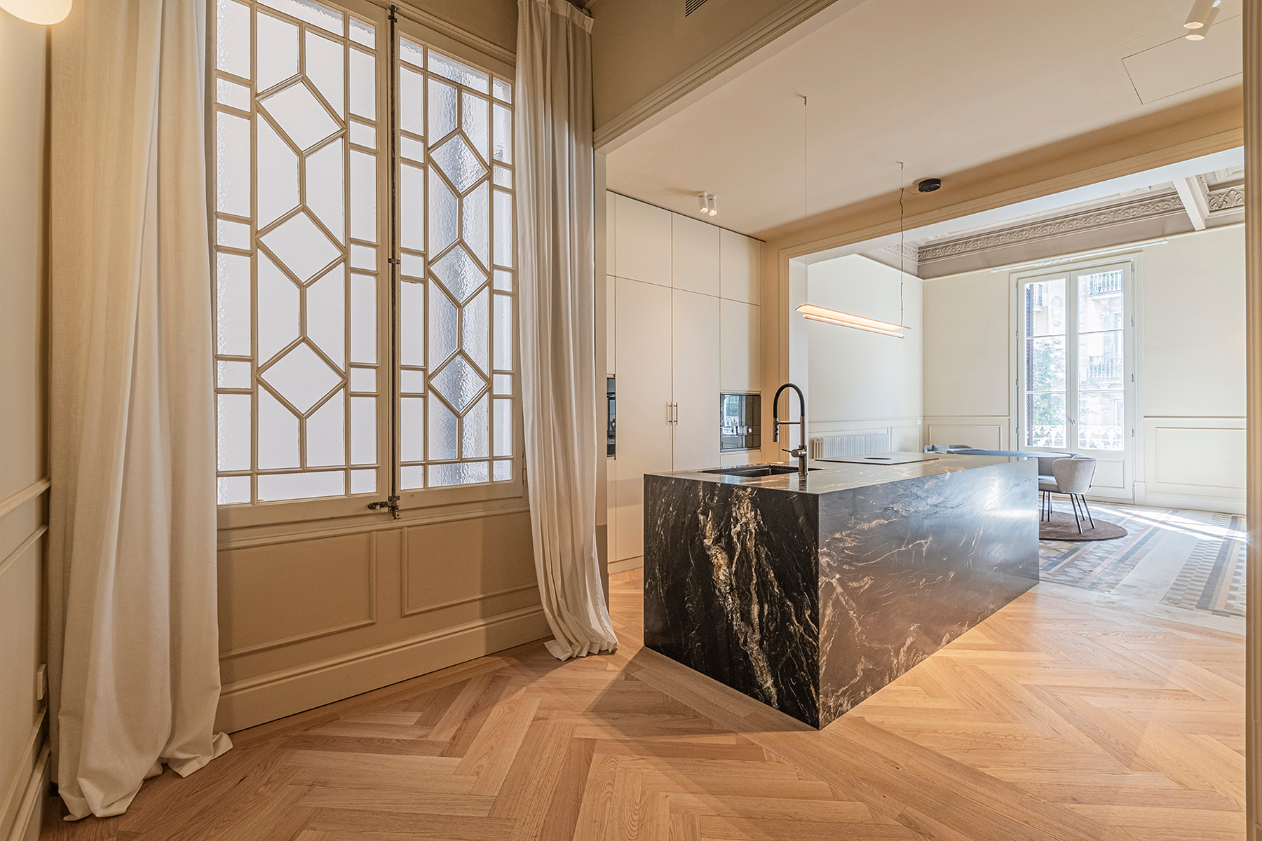  Extraordinary Modernist apartment with high ceilings - 物件實景