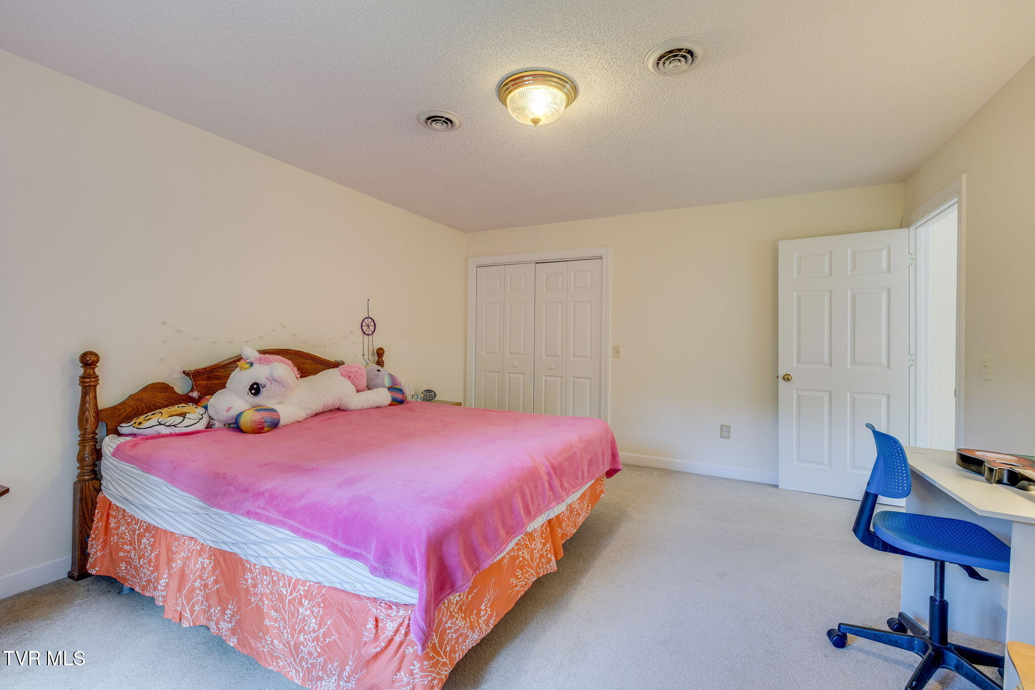 Johnson City, Tennessee, 37604, United States, 4 Bedrooms Bedrooms, ,4 BathroomsBathrooms,Residential,For Sale,1944791