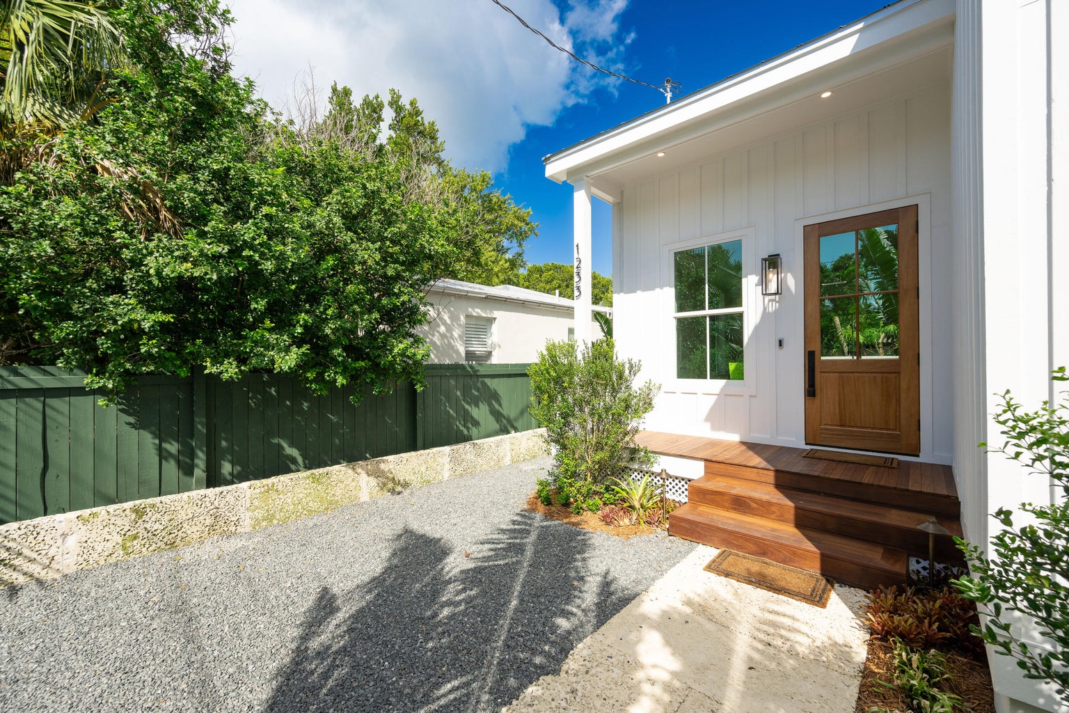 1233 Washington St, Key West, Florida, 33040, United States, 4 Bedrooms Bedrooms, ,5 BathroomsBathrooms,Residential,For Sale,1233 Washington St,1417070