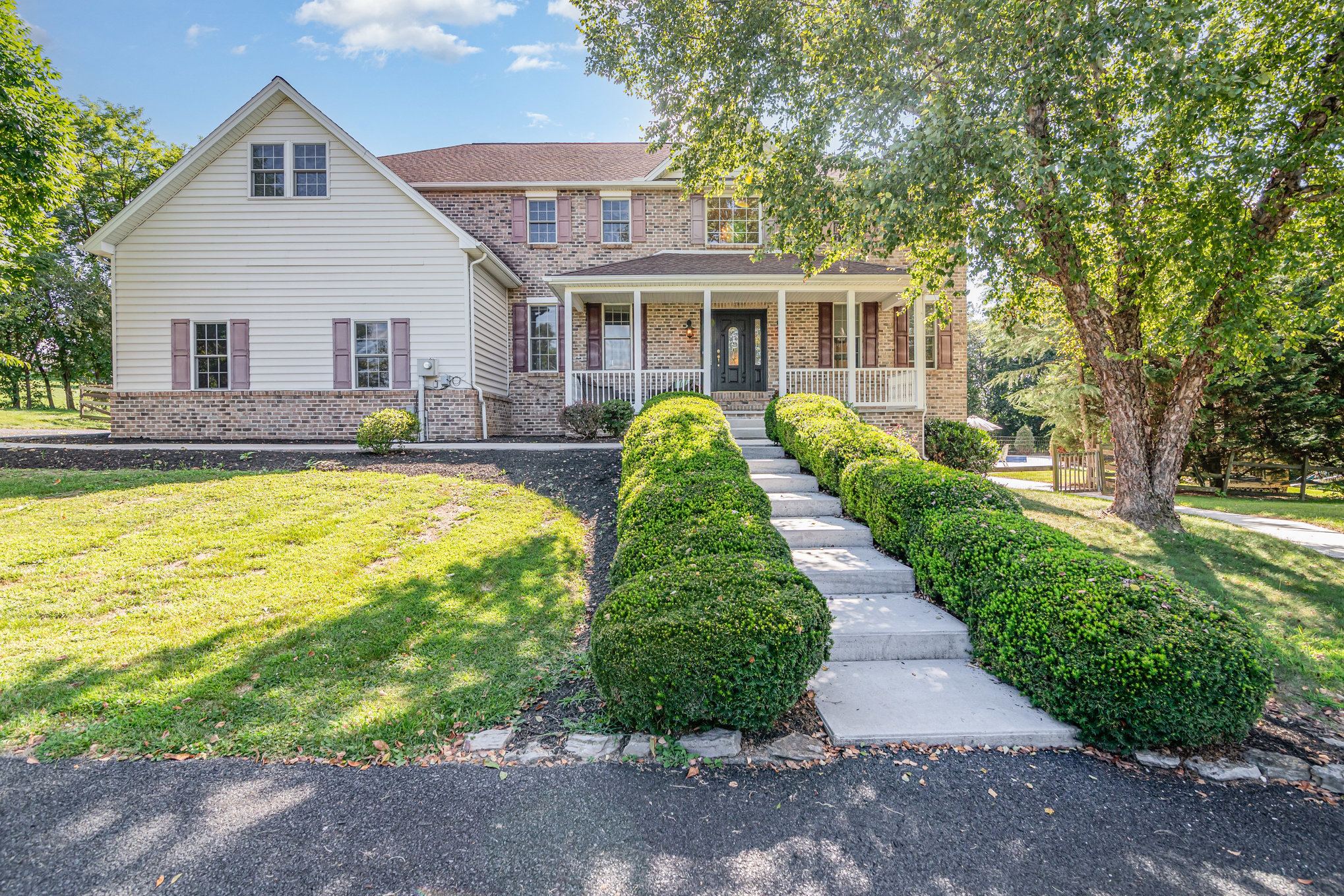 Carlisle, Pennsylvania, 17015, United States, 5 Bedrooms Bedrooms, ,6 BathroomsBathrooms,Residential,For Sale,1979964
