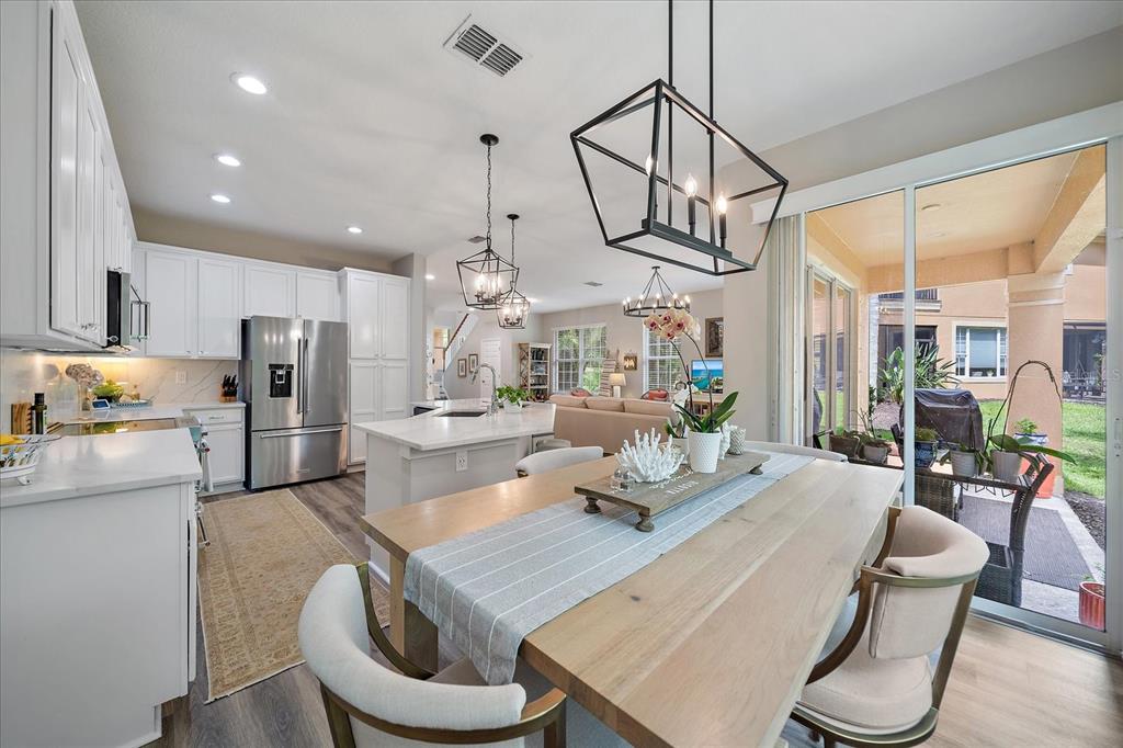 Sarasota, Florida, 34243, United States, 3 Bedrooms Bedrooms, ,3 BathroomsBathrooms,Residential,For Sale,1885250