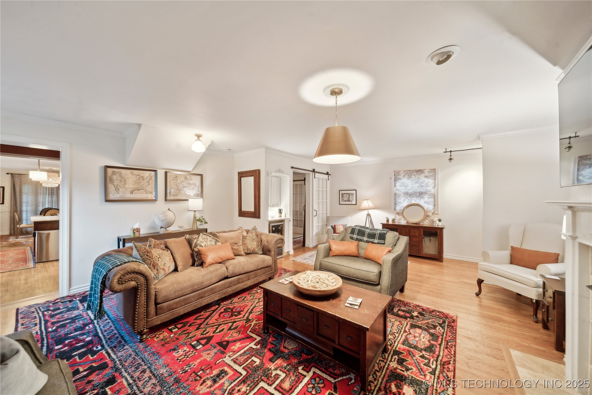 Tulsa, Oklahoma, 74114, United States, 4 Bedrooms Bedrooms, ,4 BathroomsBathrooms,Residential,For Sale,1795496