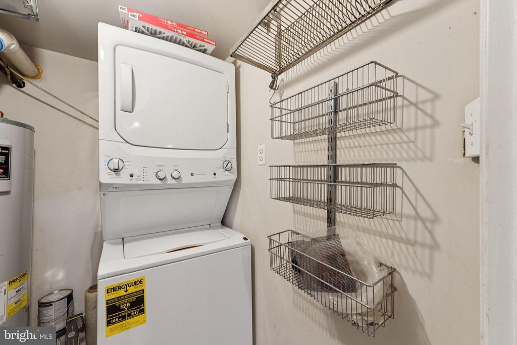 Washington, District of Columbia, 20001, United States, 4 Bedrooms Bedrooms, ,3 BathroomsBathrooms,Residential,For Sale,2001176