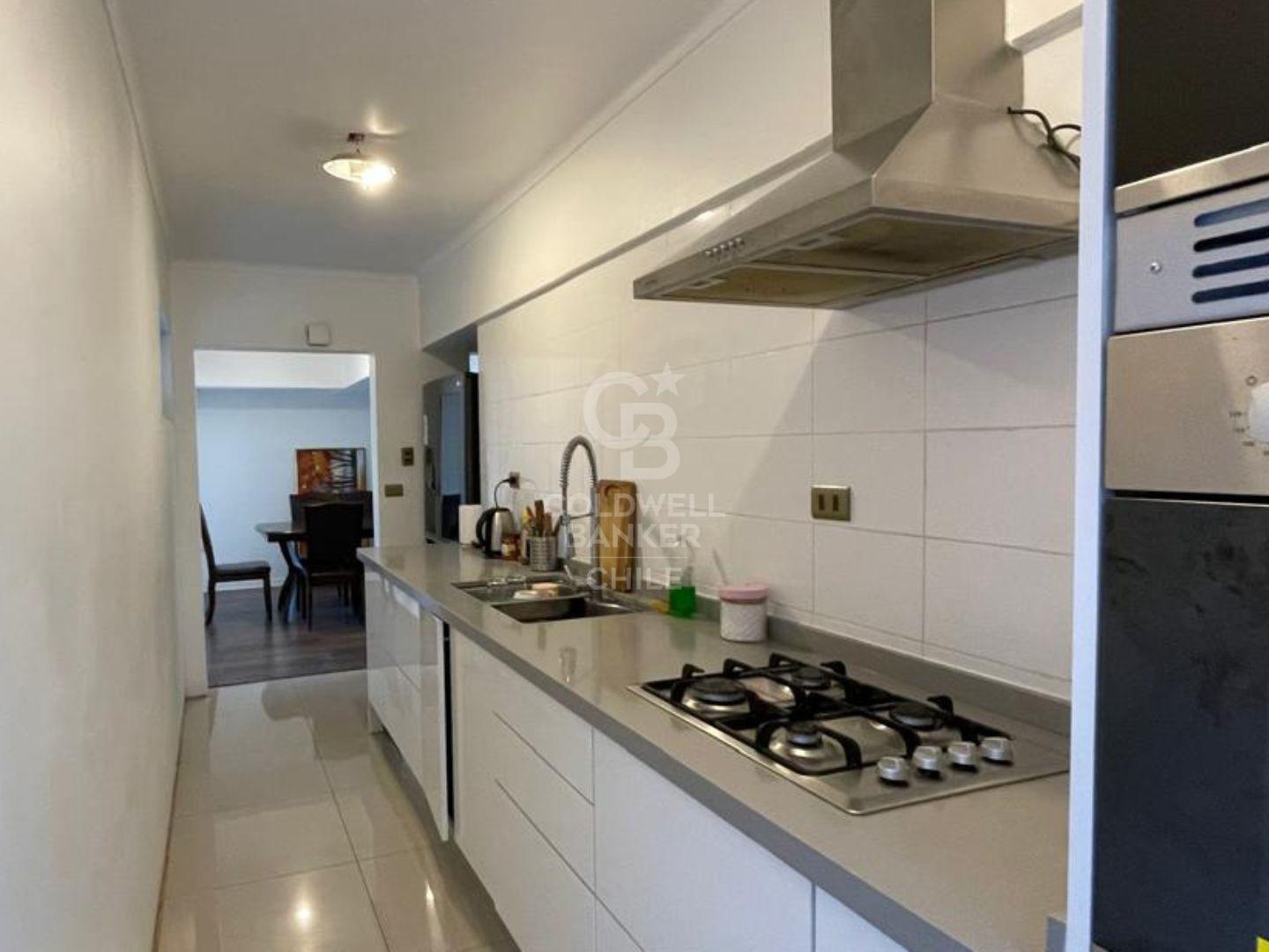 Viña Del Mar, Chile, 6 Bedrooms Bedrooms, ,3 BathroomsBathrooms,Residential,For Sale,1728668