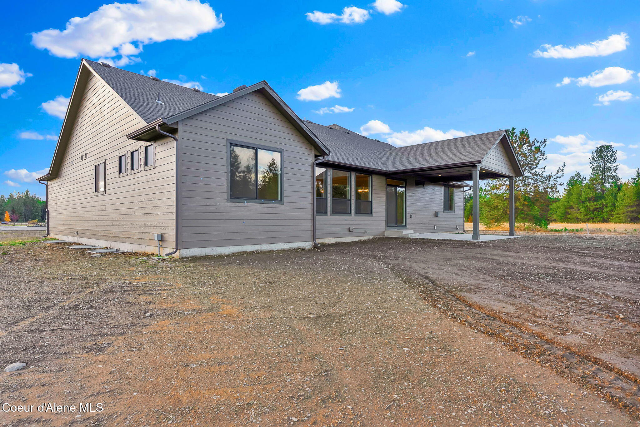 Rathdrum, Idaho, 83858, United States, 6 Bedrooms Bedrooms, ,1 BathroomBathrooms,Residential,For Sale,1989161