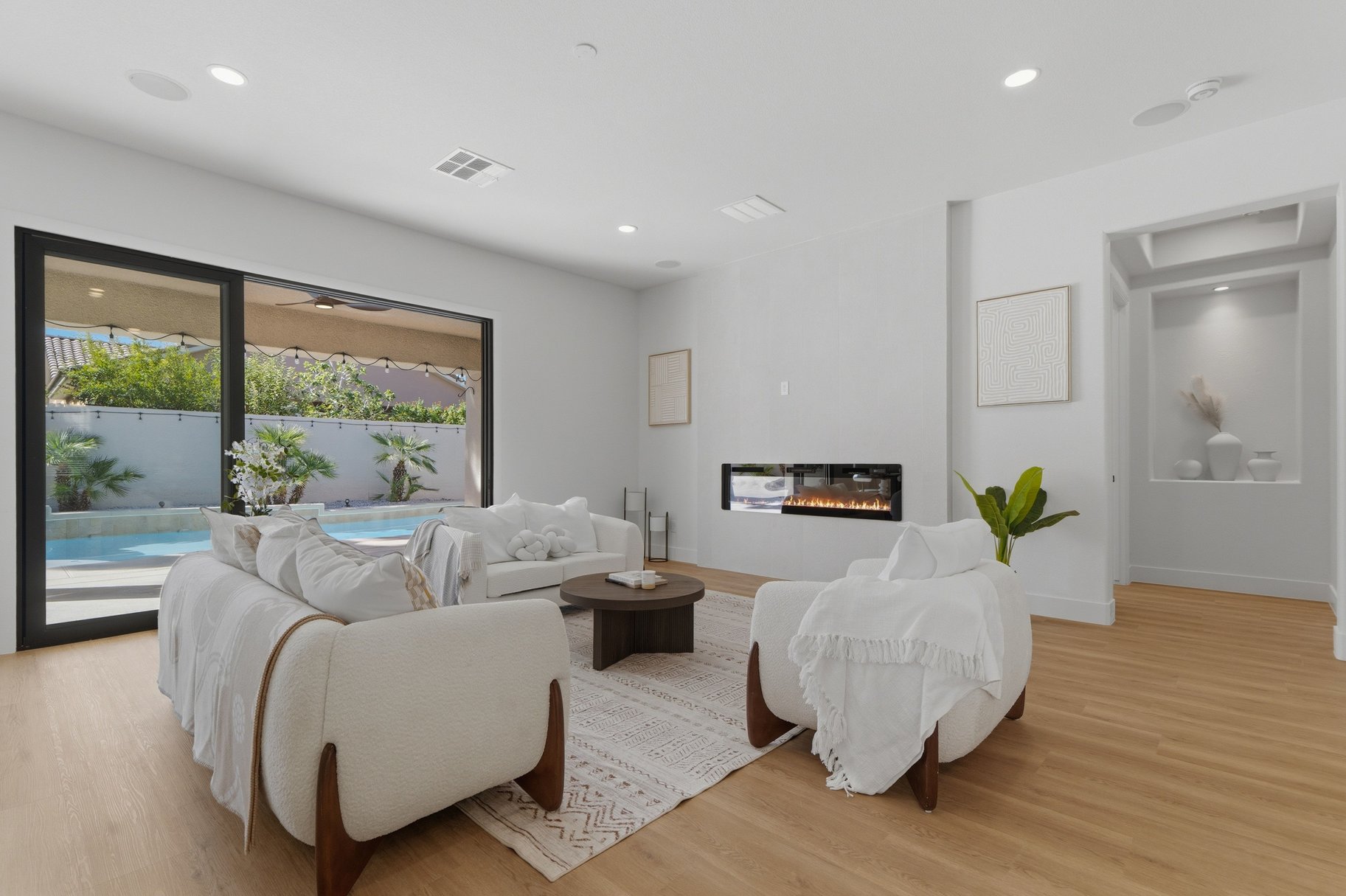  Fully Reimagined Single Story with Pool and Spa in Summerlin West - 物件實景