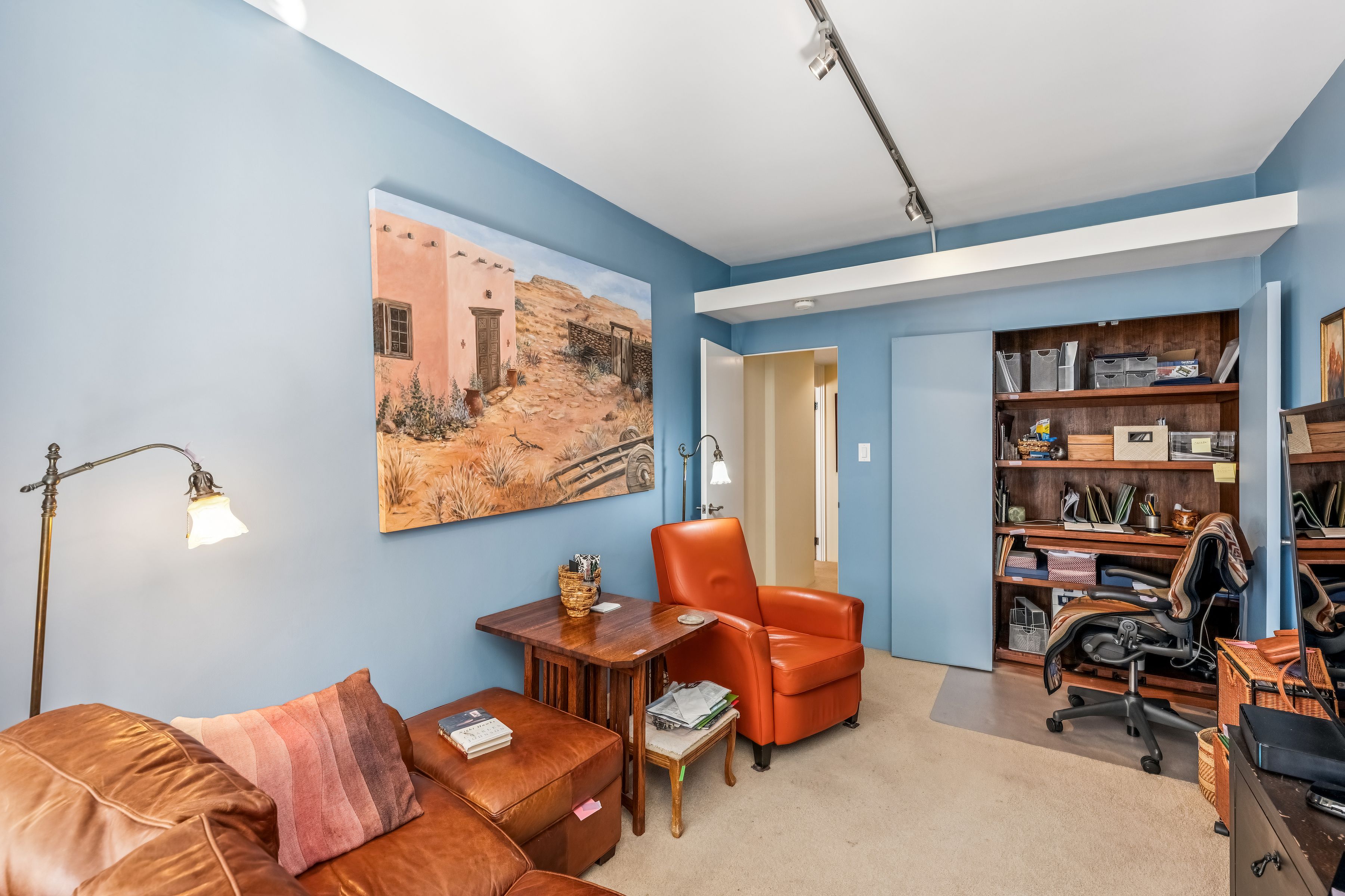  Sunny Updated Residence at the Comstock - 物件實景