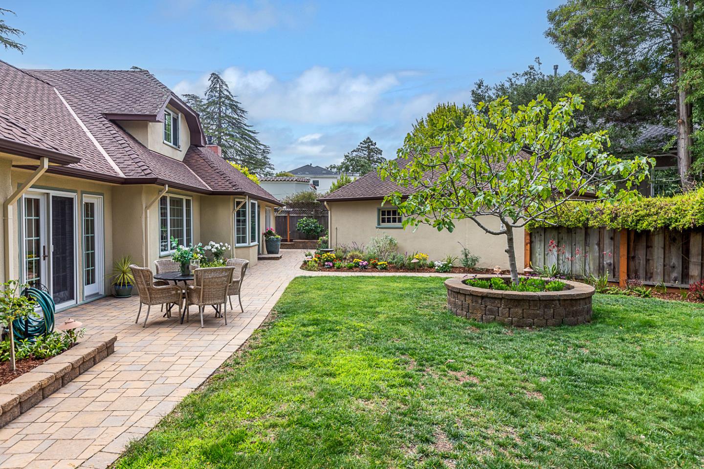 San Mateo, California, 94402, United States, 5 Bedrooms Bedrooms, ,4 BathroomsBathrooms,Residential,For Sale,1901144