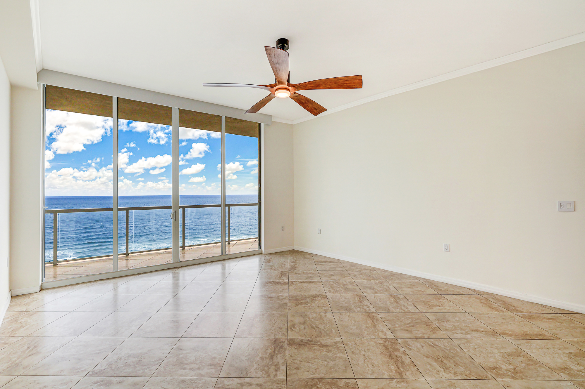  704 N Ocean Blvd, Pompano Beach, FL, 33062 - 物件實景
