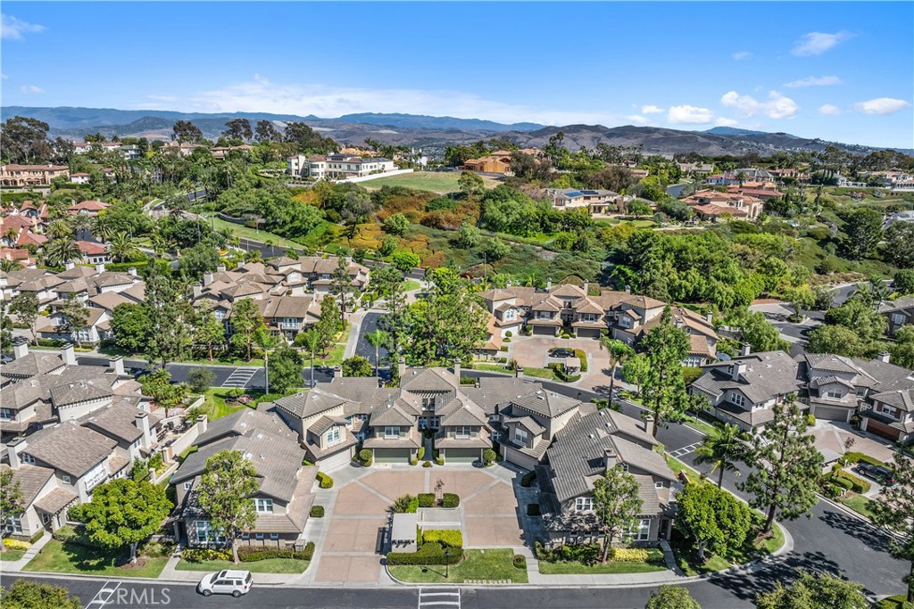 Laguna Niguel, California, 92677, United States, 2 Bedrooms Bedrooms, ,2 BathroomsBathrooms,Residential,For Sale,1947960