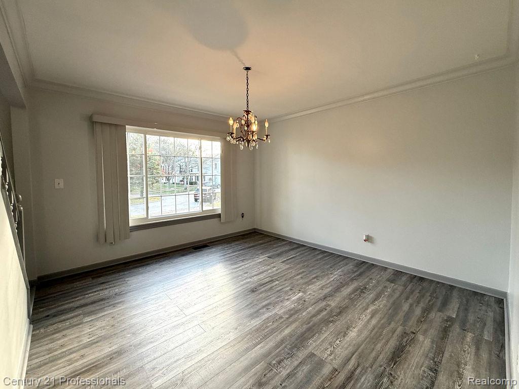 RochesterHills, Michigan, 48309, United States, 4 Bedrooms Bedrooms, ,3 BathroomsBathrooms,Residential,For Sale,1976232