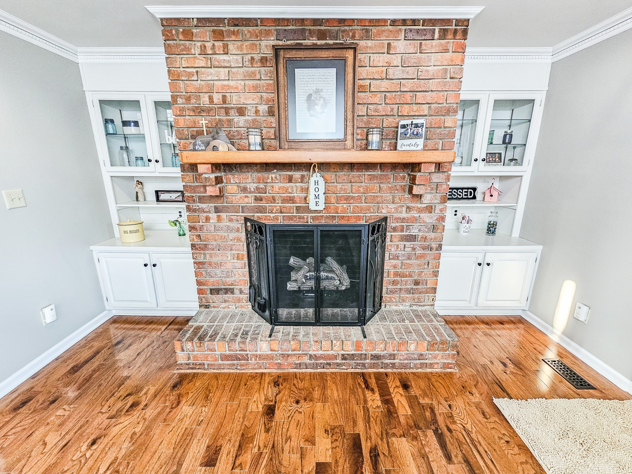 Tullahoma, Tennessee, 37388, United States, 3 Bedrooms Bedrooms, ,4 BathroomsBathrooms,Residential,For Sale,1794204