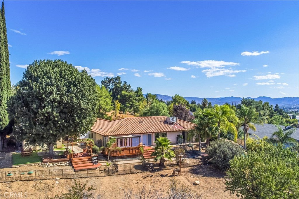 Cherry Valley, California, 92223, United States, 6 Bedrooms Bedrooms, ,3 BathroomsBathrooms,Residential,For Sale,1973904