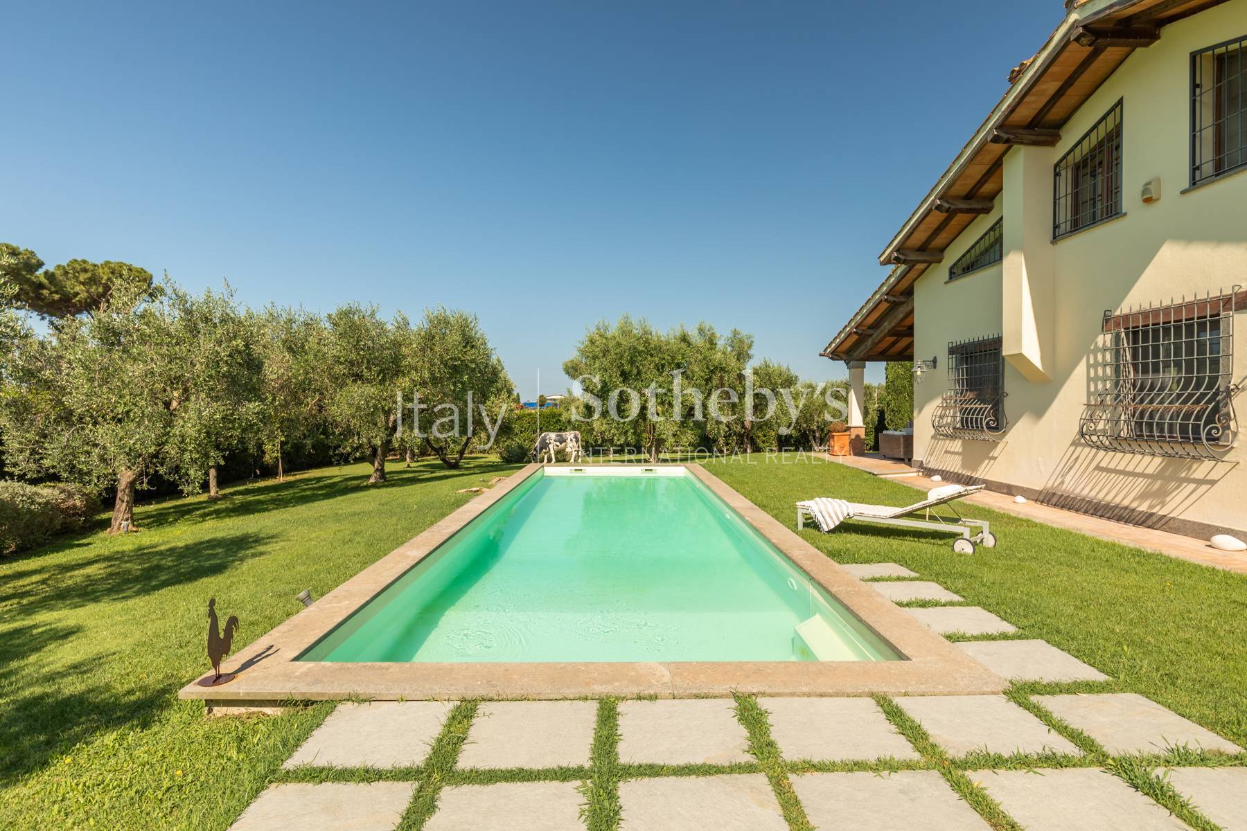  Villa with Stunning Pool and Private Park - 物件實景