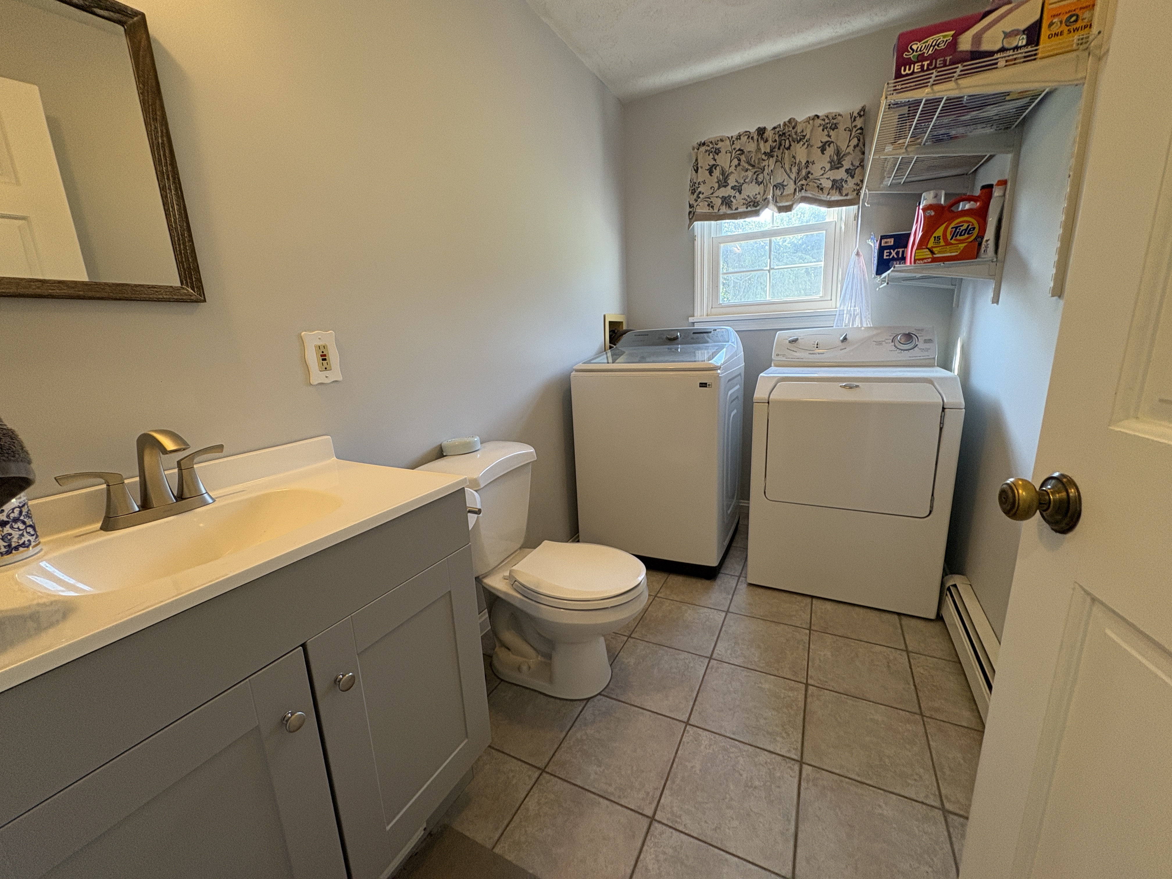 Columbus, New Jersey, 08022, United States, 4 Bedrooms Bedrooms, ,3 BathroomsBathrooms,Residential,For Sale,1903760