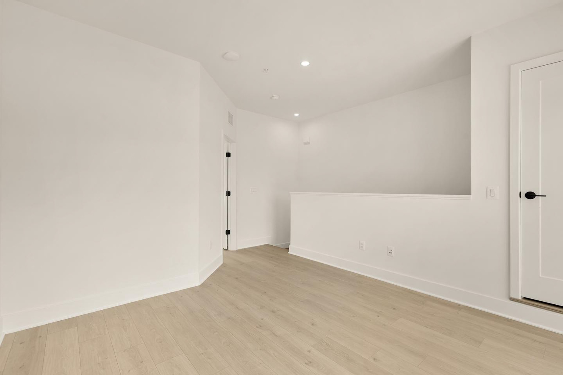  2615 Olmsted Court NW, Washington, DC, 20001 - 物件實景
