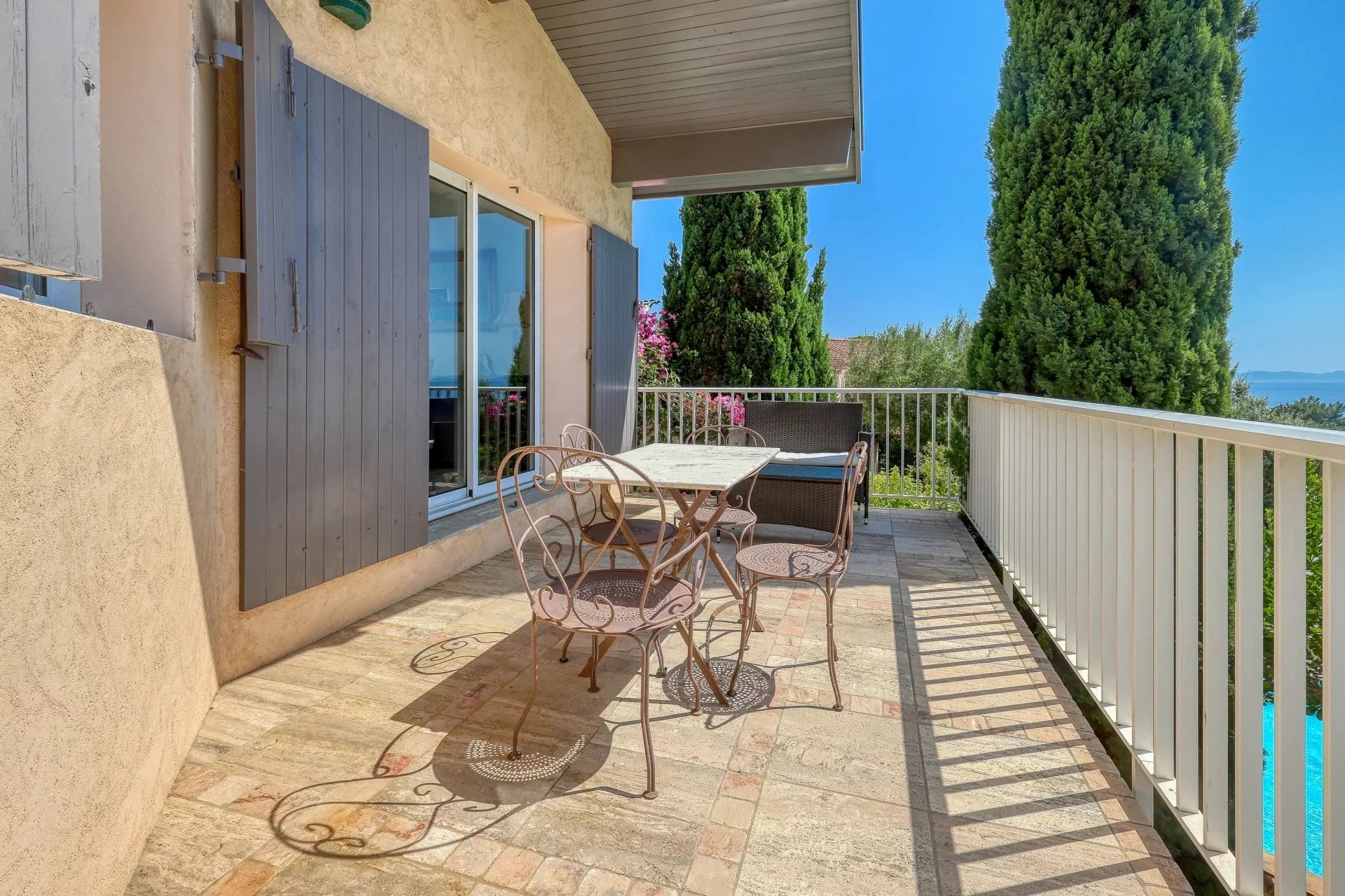 Rayol-Canadel-sur-Mer, Provence-Alpes-Côte d’Azur, 83820, FR, 6 Bedrooms Bedrooms, ,5 BathroomsBathrooms,Residential,For Sale,1827681