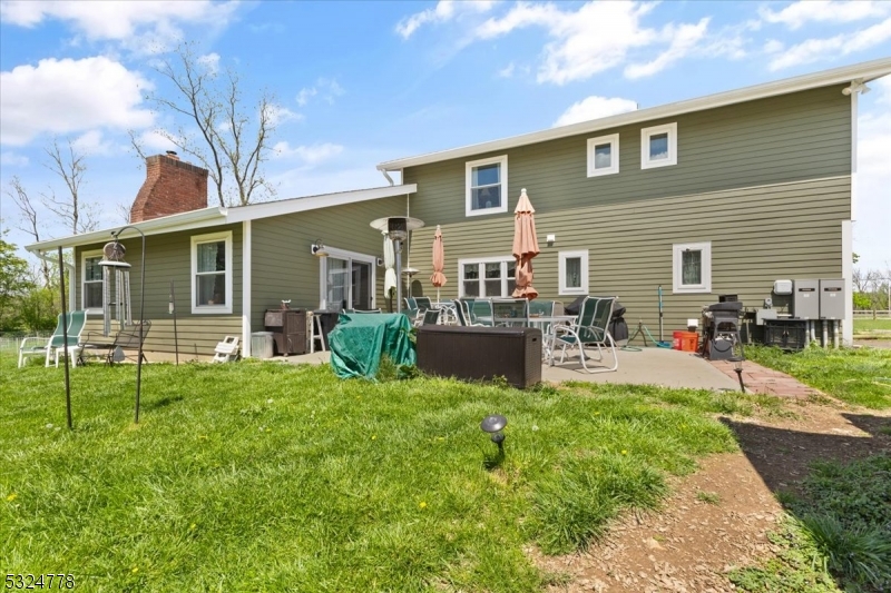Lebanon Twp., New Jersey, 08827, United States, 4 Bedrooms Bedrooms, ,3 BathroomsBathrooms,Residential,For Sale,1847563