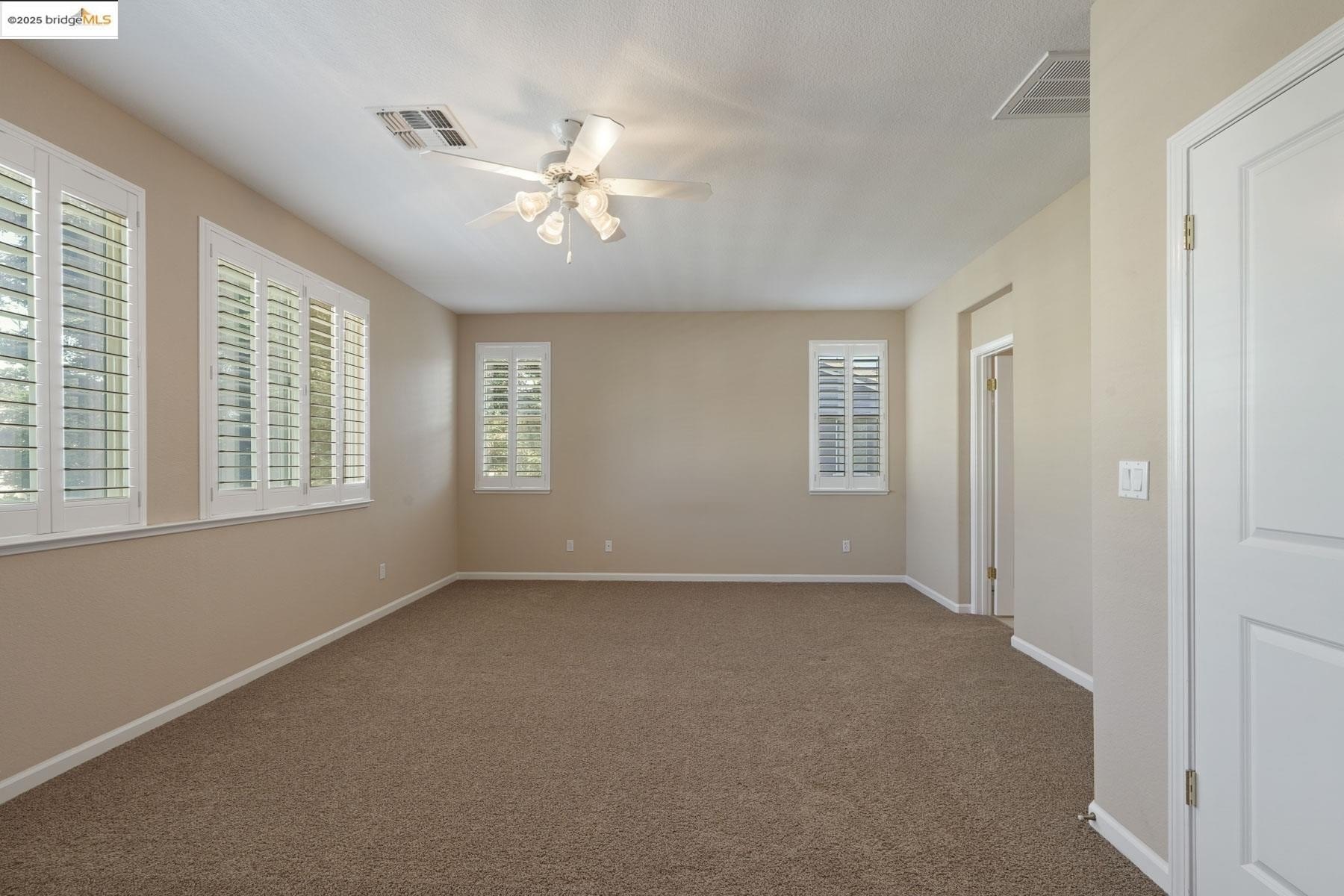Galt, California, 95632, United States, 5 Bedrooms Bedrooms, ,3 BathroomsBathrooms,Residential,For Sale,1895195