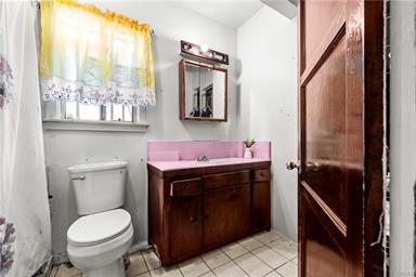 Los Angeles, California, 90002, United States, 2 Bedrooms Bedrooms, ,1 BathroomBathrooms,Residential,For Sale,1931057