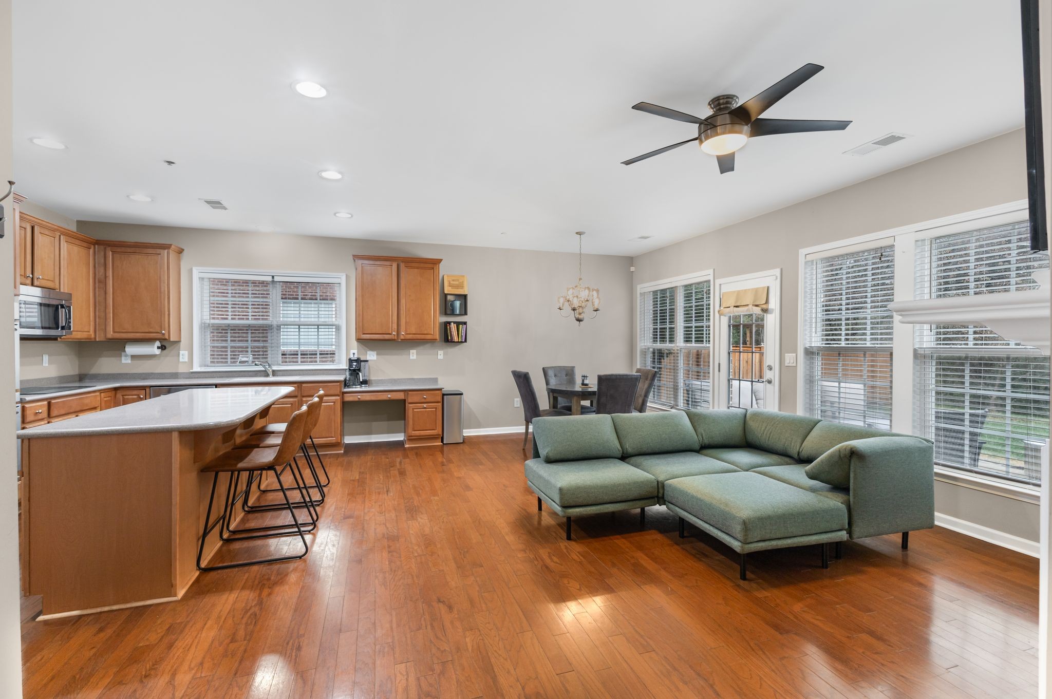 Nolensville, Tennessee, 37135, United States, 5 Bedrooms Bedrooms, ,3 BathroomsBathrooms,Residential,For Sale,2001946