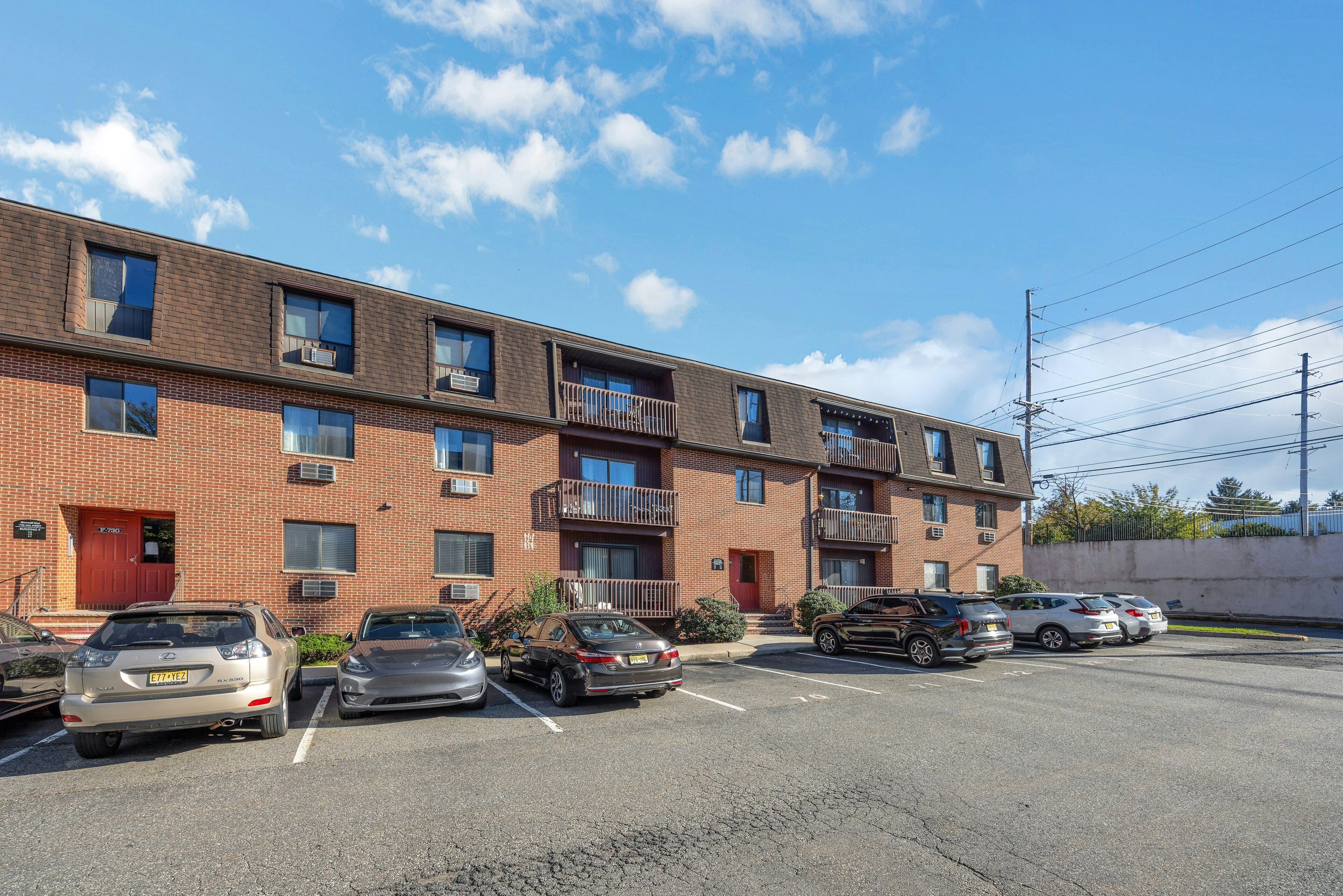  730 Mill Street #F10, Belleville, NJ 07109 - 物件實景
