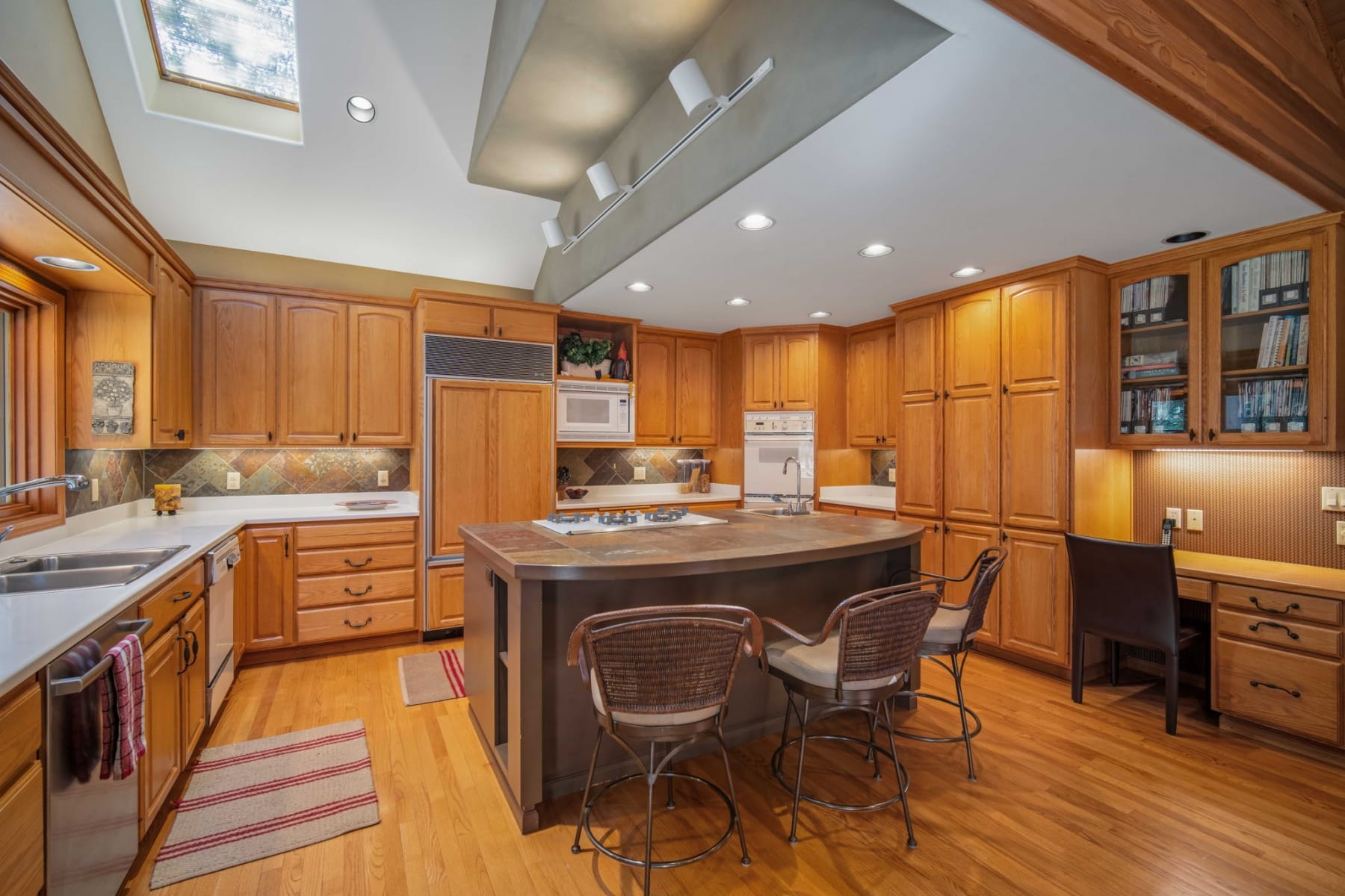  17685 Warbler West Lane #5,6,7 Sunriver, OR 97707 - 物件實景