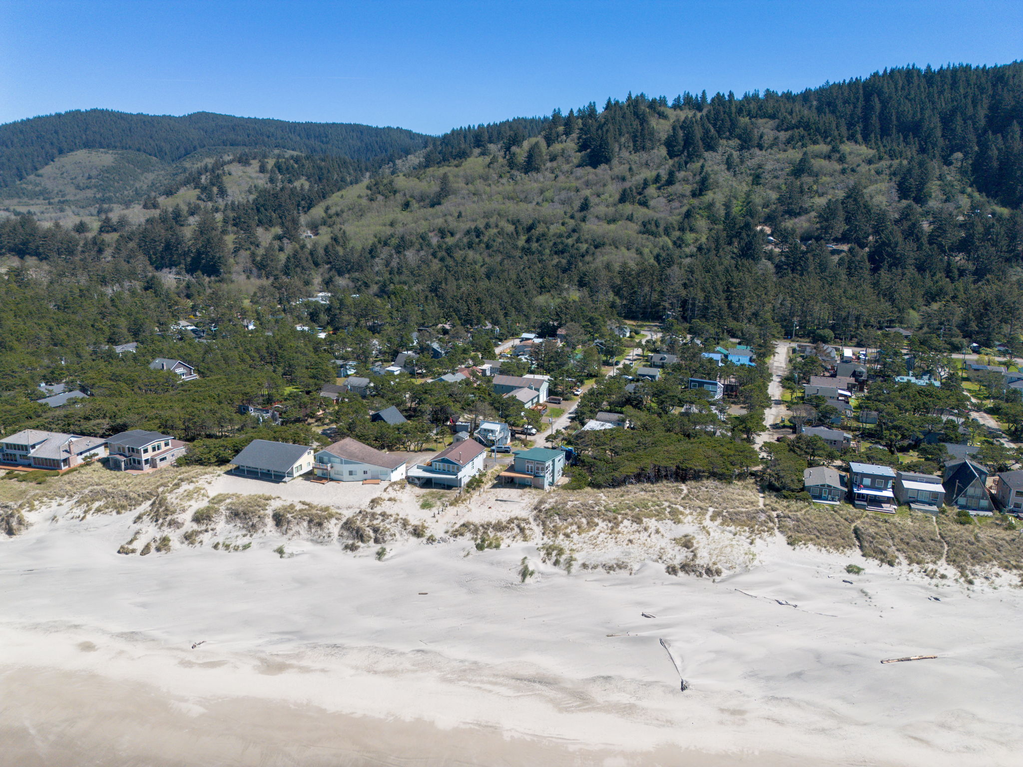 Cloverdale, Oregon, 97135, United States, 2 Bedrooms Bedrooms, ,2 BathroomsBathrooms,Residential,For Sale,1983657