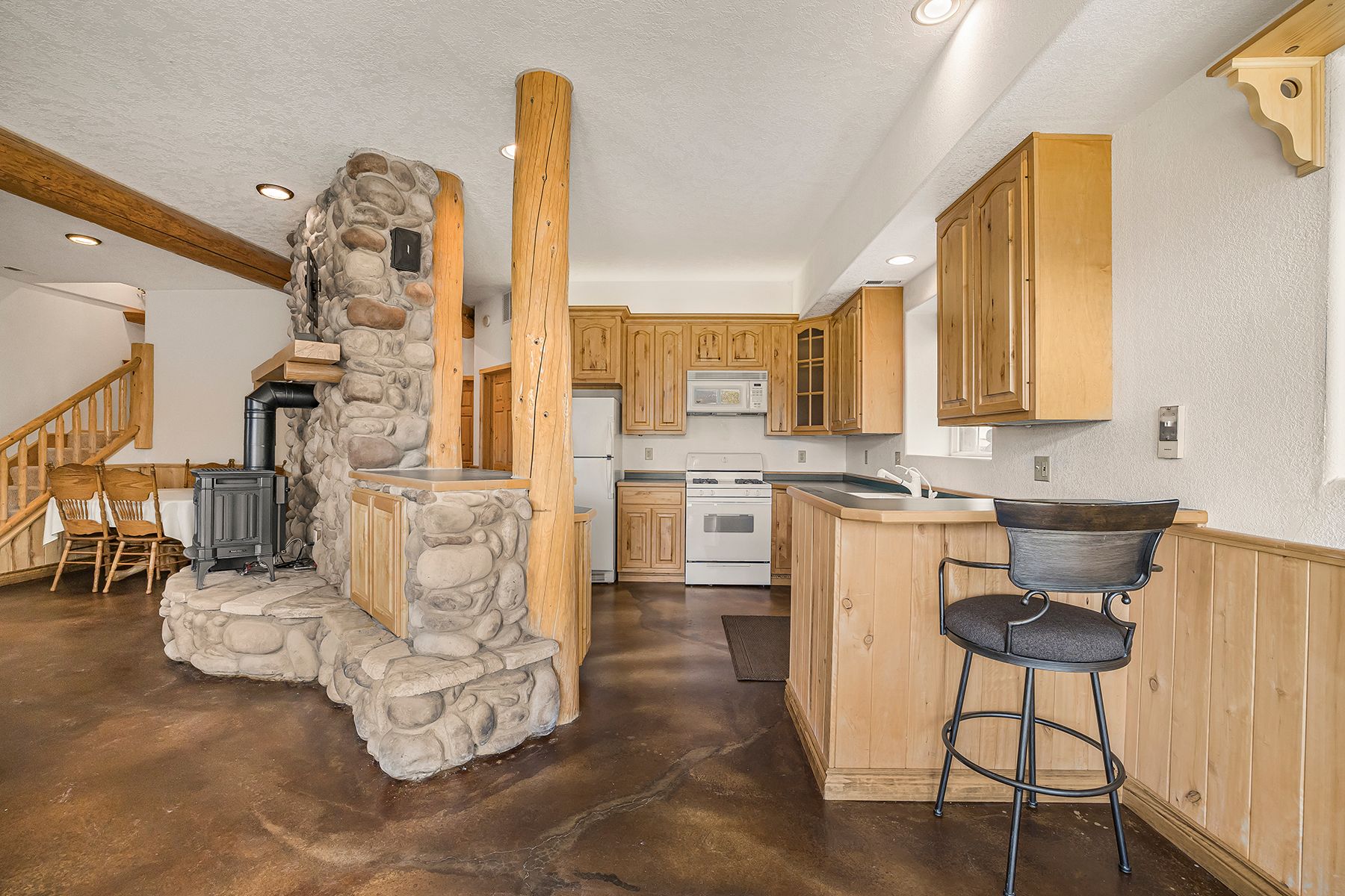  where  the mountains meet mccoy - 物件實景