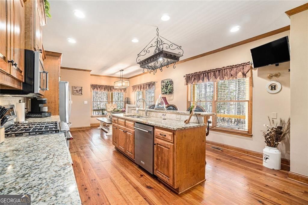 Jackson, Georgia, 30233, United States, 4 Bedrooms Bedrooms, ,4 BathroomsBathrooms,Residential,For Sale,1952976