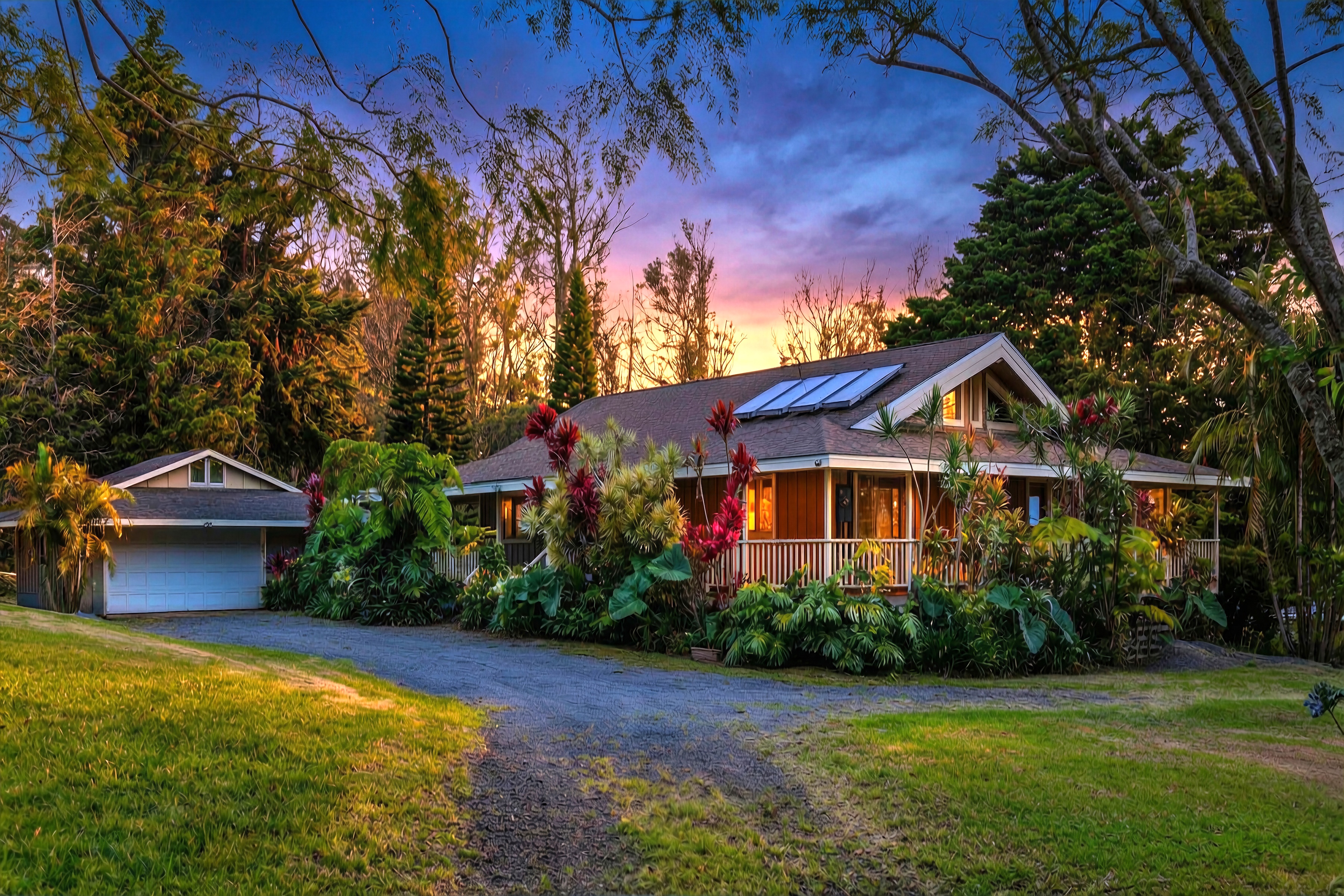  Single-level home on 2.5 fully fenced and gated acres - 物件實景