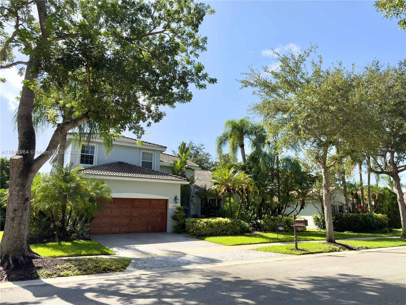 Weston, Florida, 33326, United States, 5 Bedrooms Bedrooms, ,4 BathroomsBathrooms,Residential,For Sale,1987523