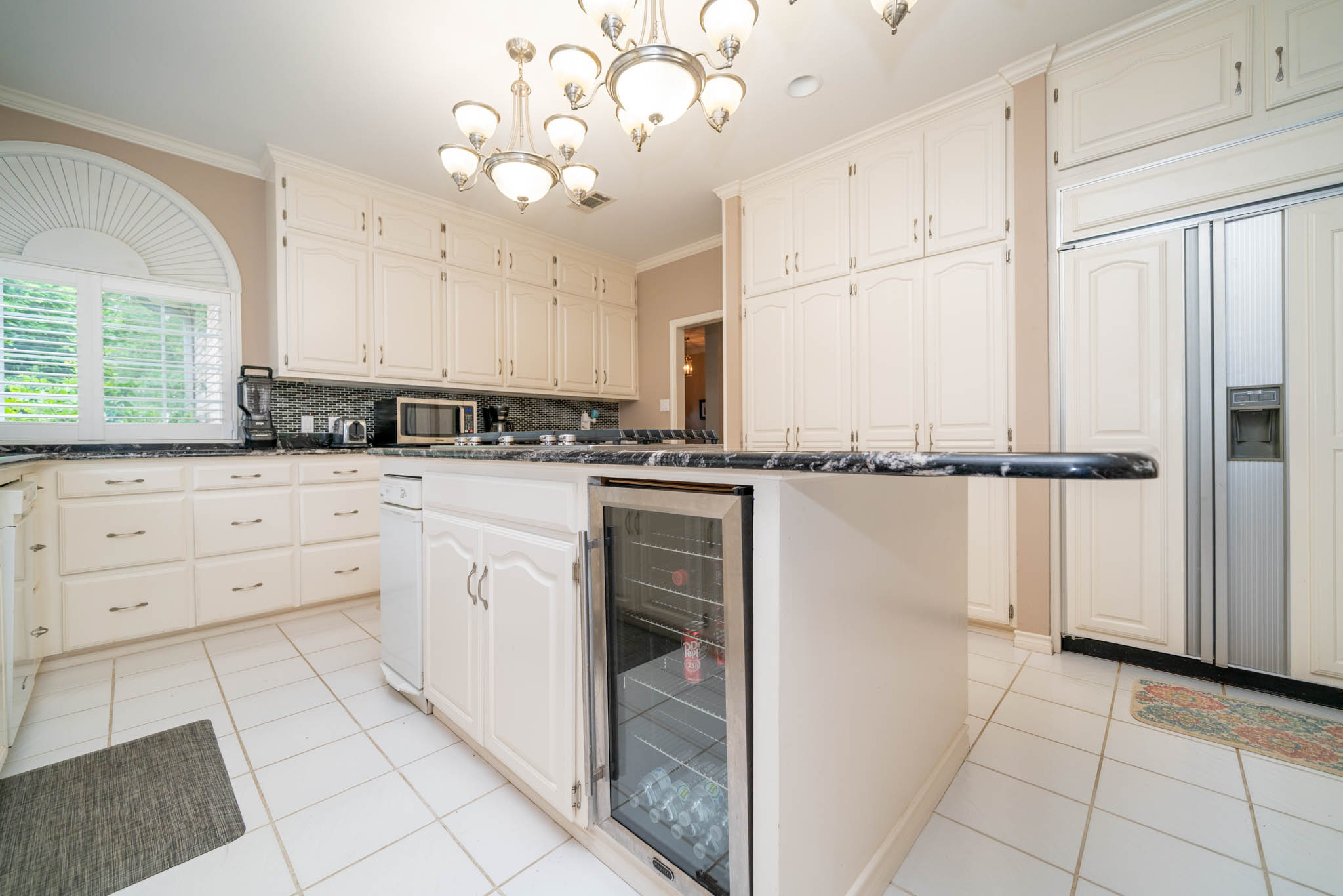 Jacksonville, Texas, 75766, United States, 3 Bedrooms Bedrooms, ,4 BathroomsBathrooms,Residential,For Sale,1984129