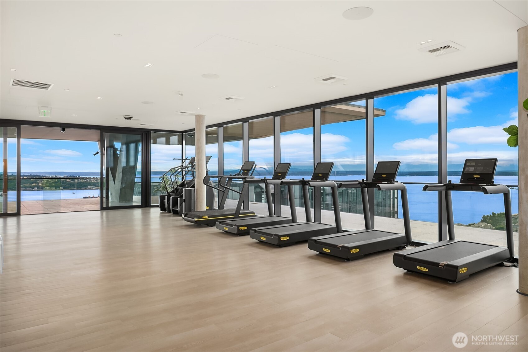 Seattle, Washington, 98101, United States, 1 Bedroom Bedrooms, ,1 BathroomBathrooms,Residential,For Sale,1873895