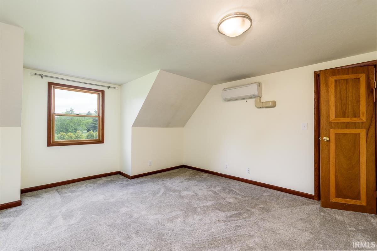 Churubusco, Indiana, 46723, United States, 4 Bedrooms Bedrooms, ,3 BathroomsBathrooms,Residential,For Sale,1977789