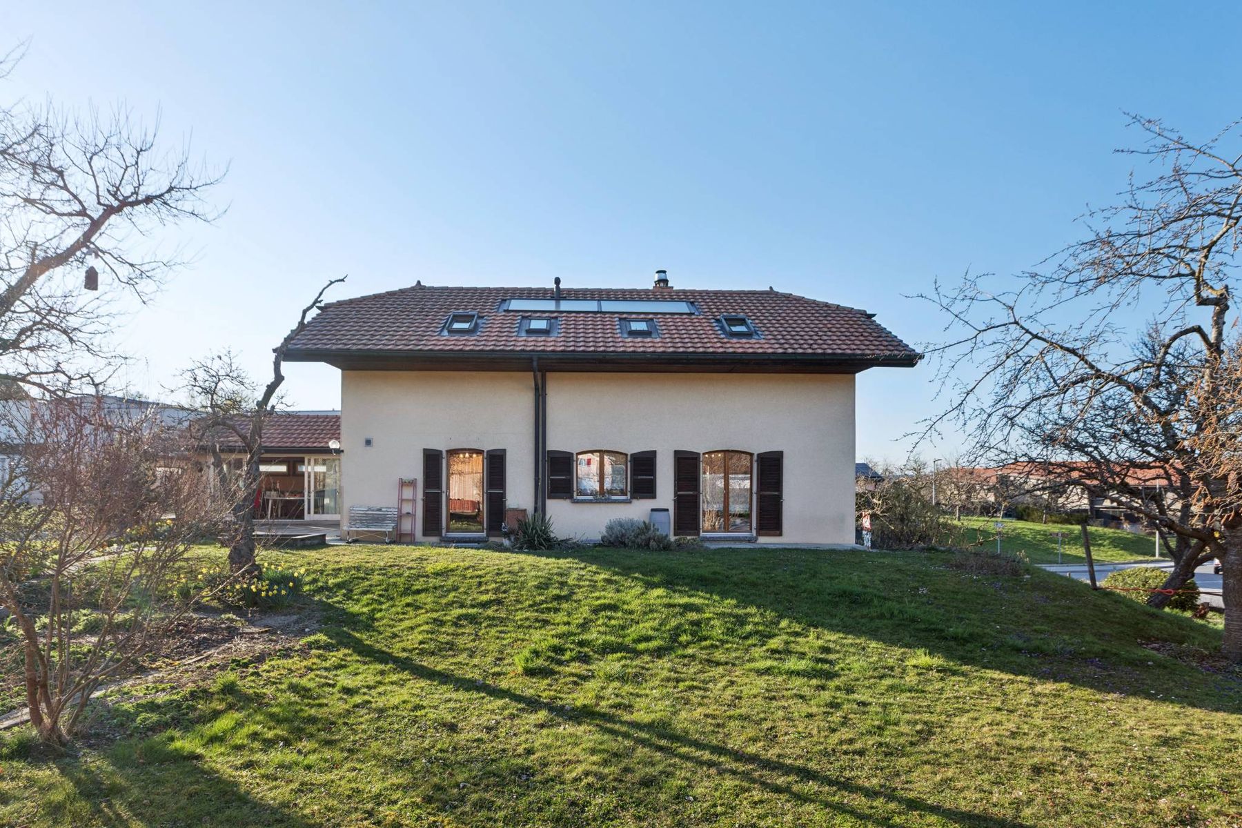  Family home with large garden in a peaceful setting in Massonnens - 物件實景