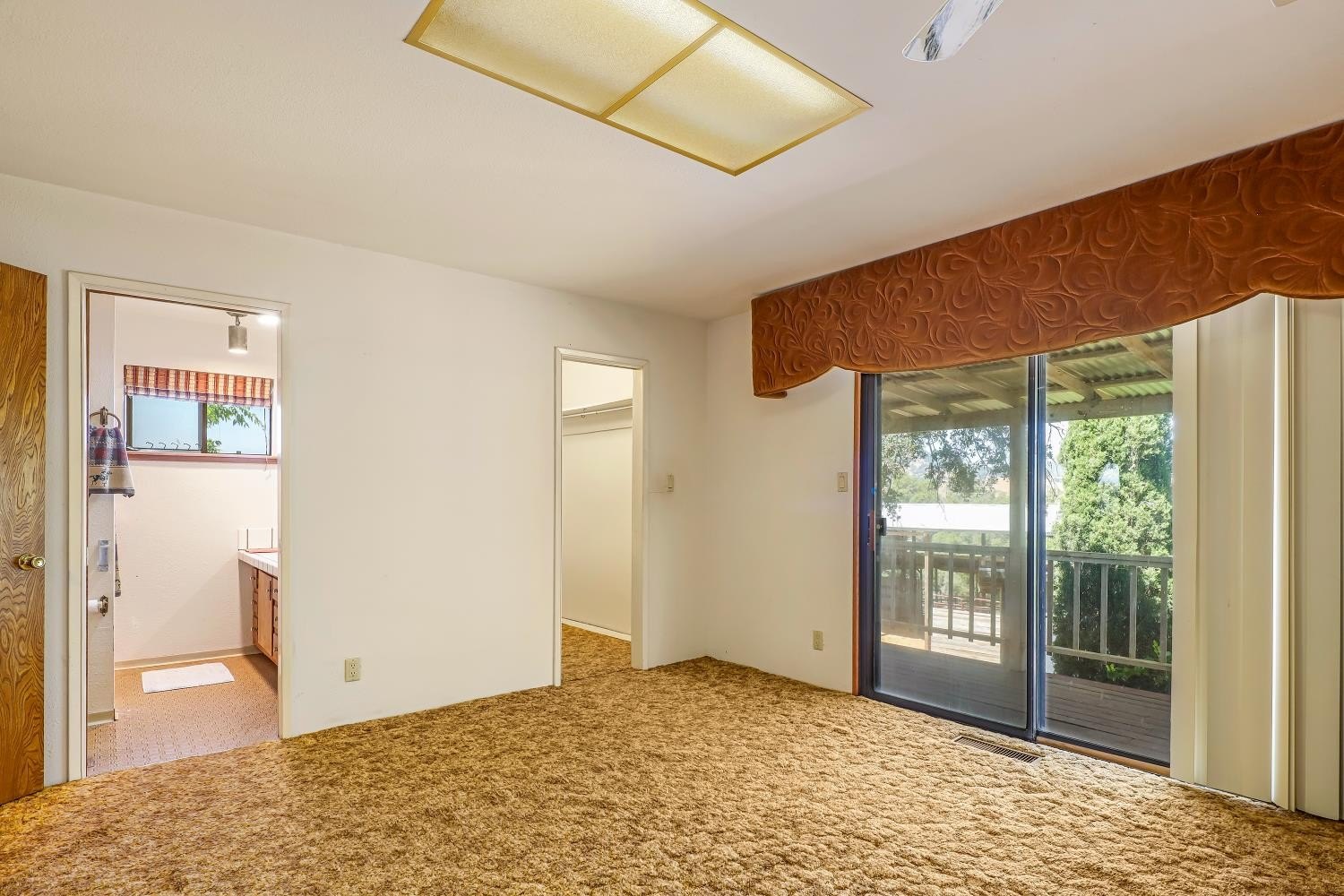 Mokelumne Hill, California, 95245, United States, 4 Bedrooms Bedrooms, ,3 BathroomsBathrooms,Residential,For Sale,1844920