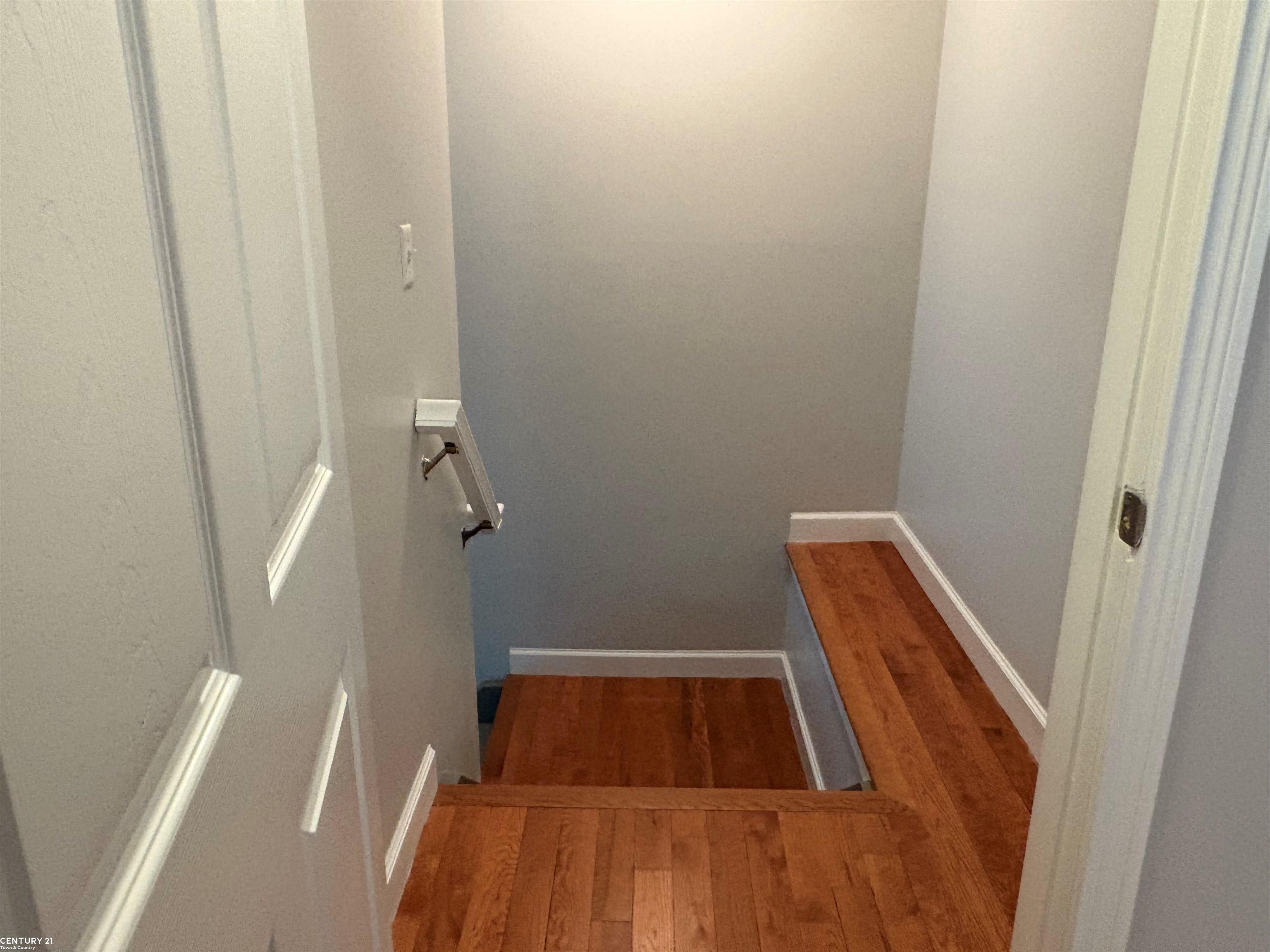 Rochester Hills, Michigan, 48307, United States, 3 Bedrooms Bedrooms, ,3 BathroomsBathrooms,Residential,For Sale,1909287