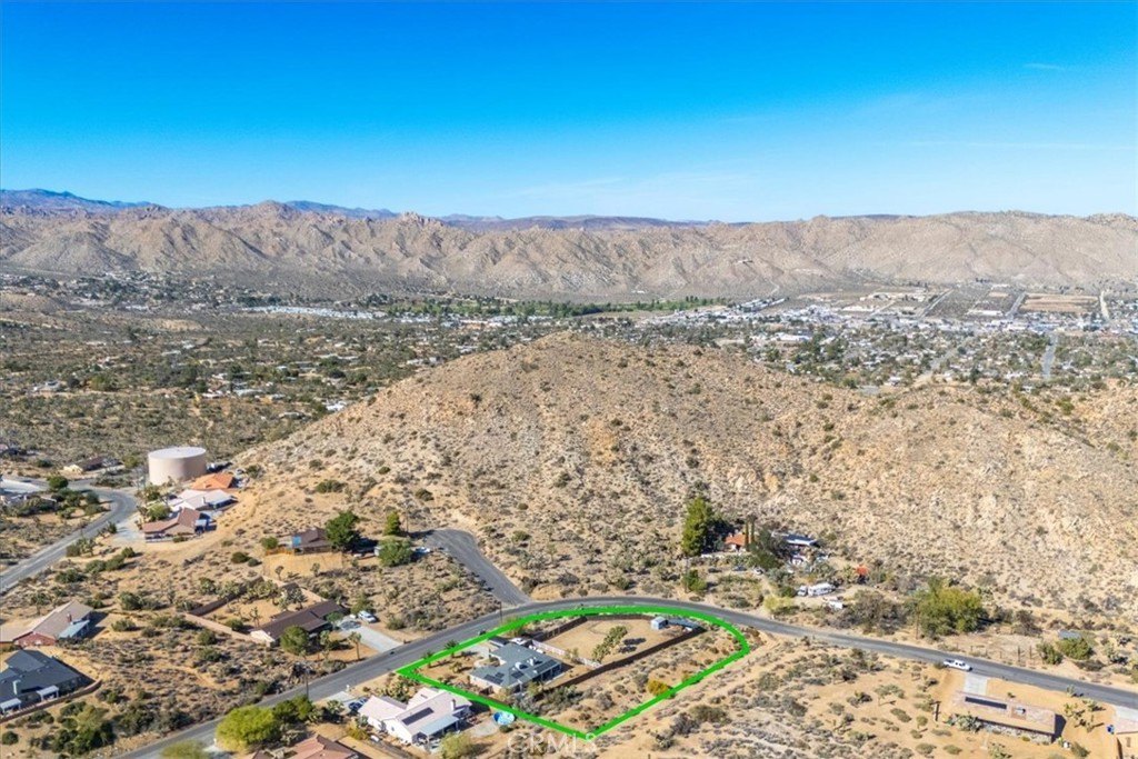 Yucca Valley, California, 92284, United States, 3 Bedrooms Bedrooms, ,2 BathroomsBathrooms,Residential,For Sale,1997054