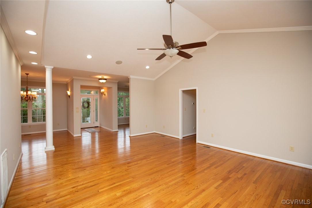 Farmville, Virginia, 23901, United States, 4 Bedrooms Bedrooms, ,5 BathroomsBathrooms,Residential,For Sale,1916348