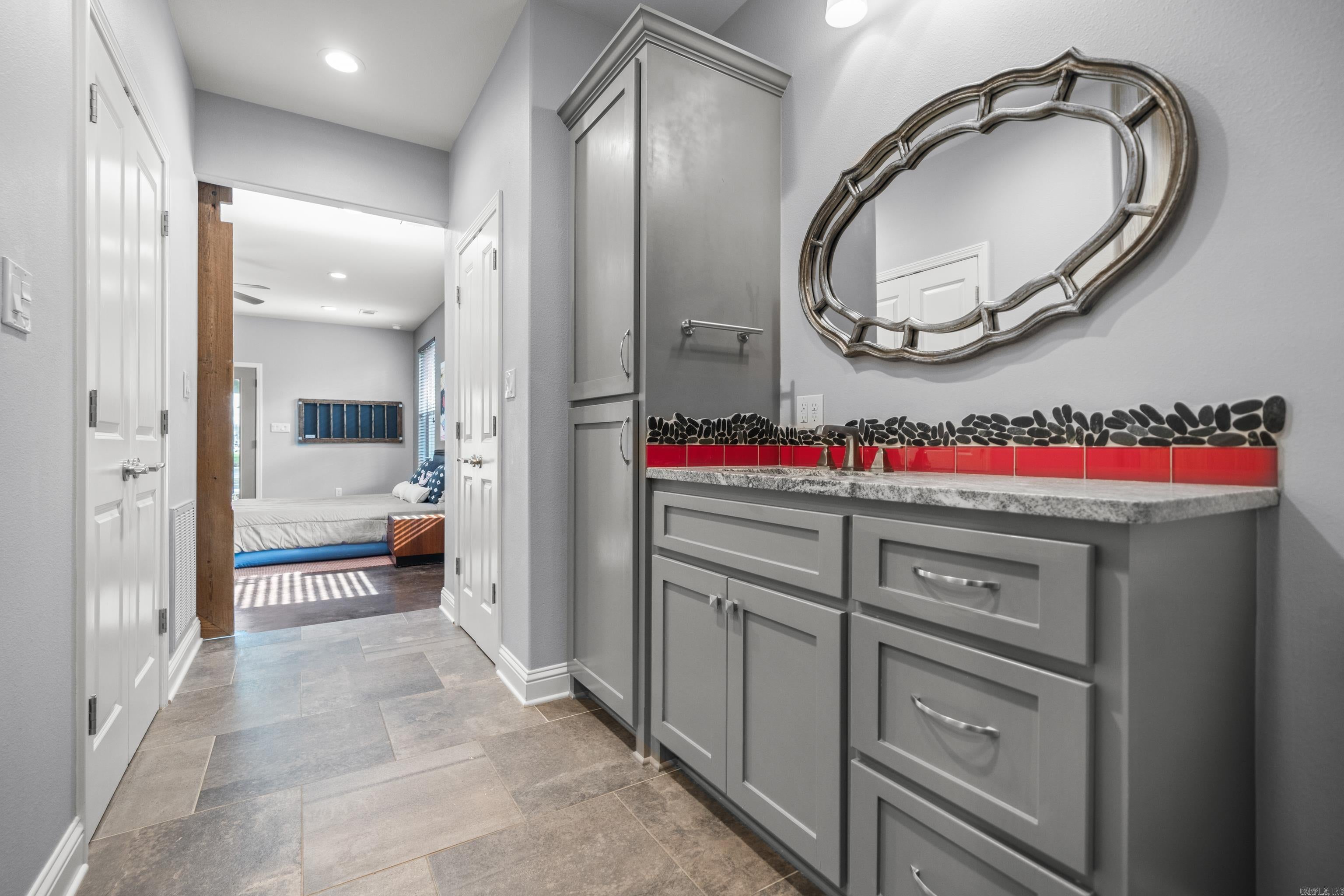 Hot Springs, Arkansas, 71913, United States, 8 Bedrooms Bedrooms, ,6 BathroomsBathrooms,Residential,For Sale,1982872