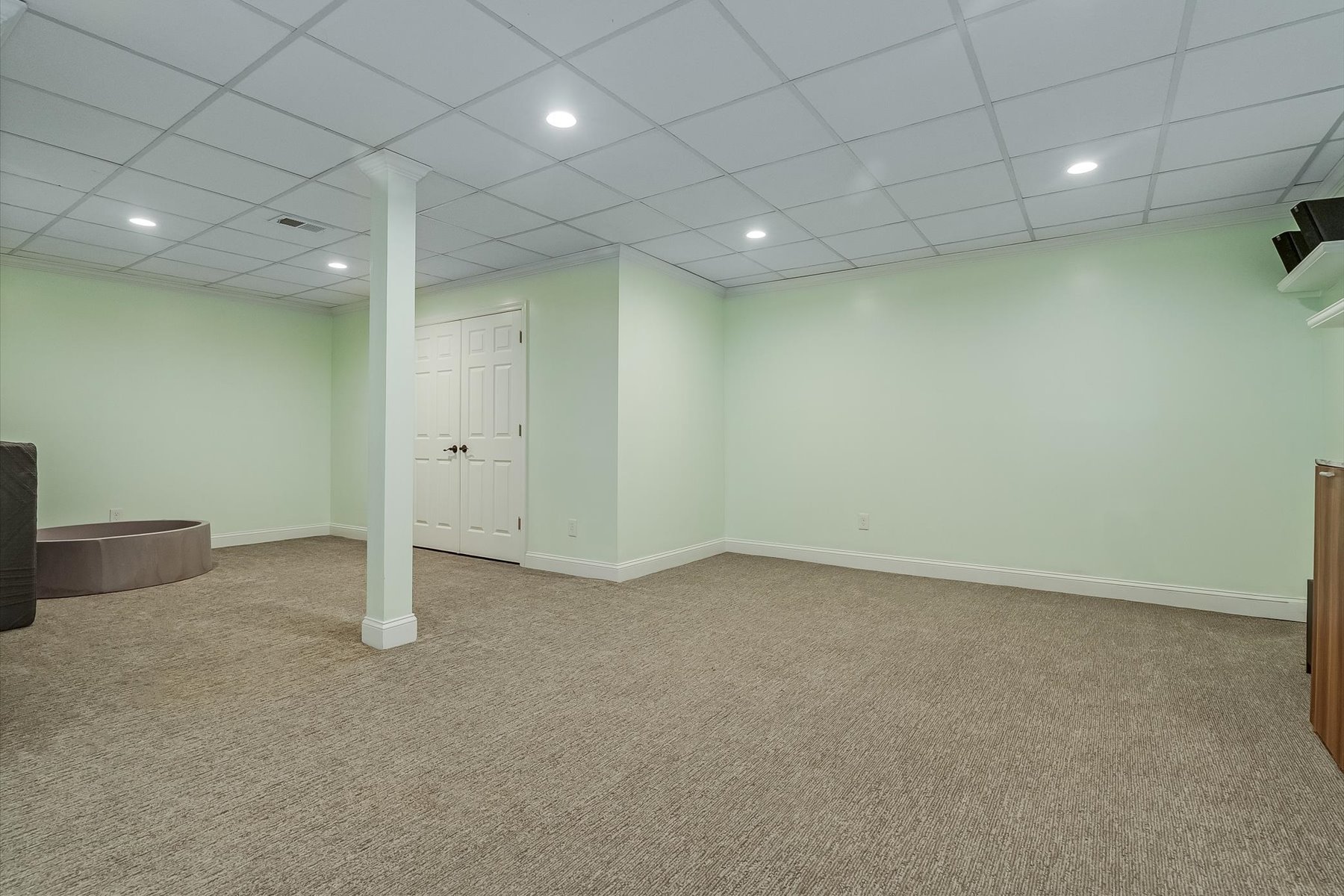  Experience Urban Luxury with this End-Unit Townhome - 物件實景