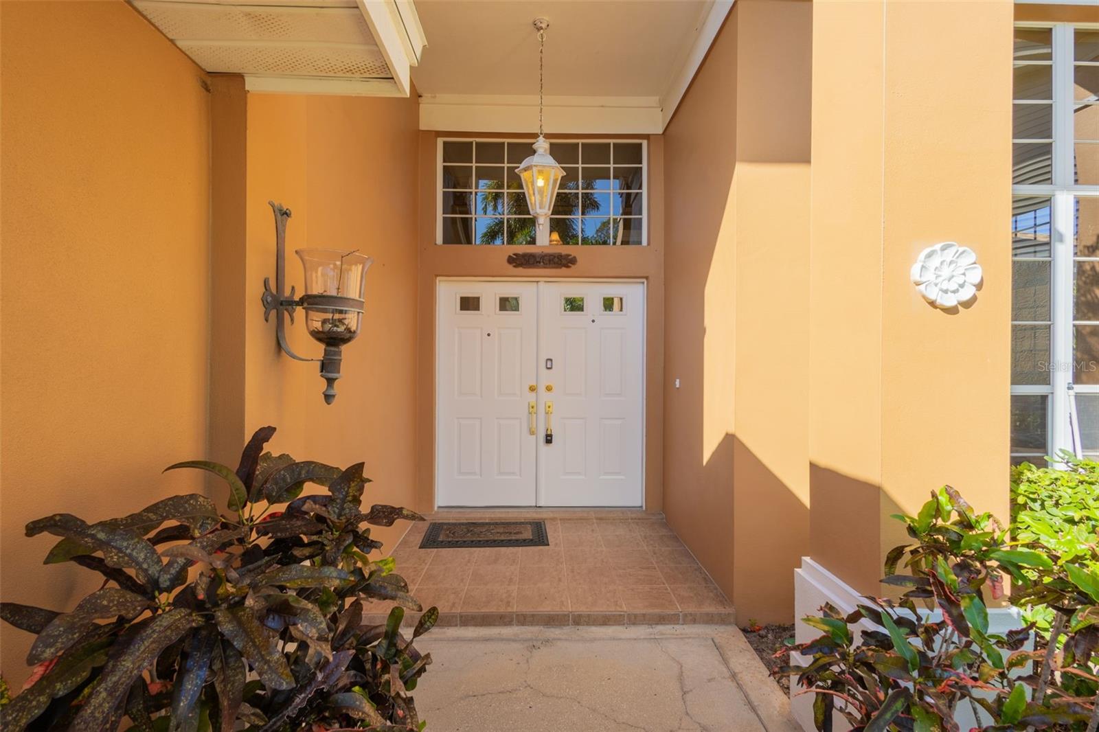 Seminole, Florida, 33777, United States, 4 Bedrooms Bedrooms, ,4 BathroomsBathrooms,Residential,For Sale,1978332