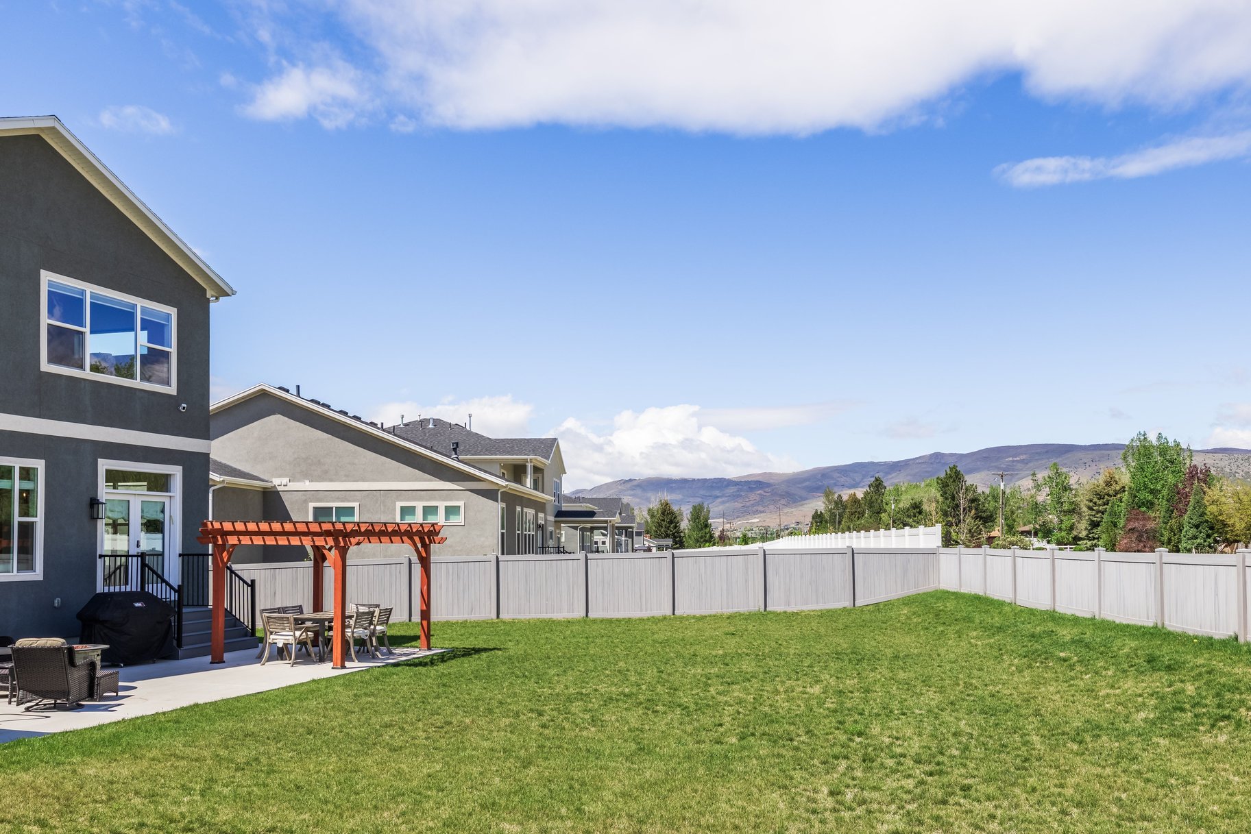  Fully Furnished Luxury Residence with Unmatched Finishes and Views - 物件實景