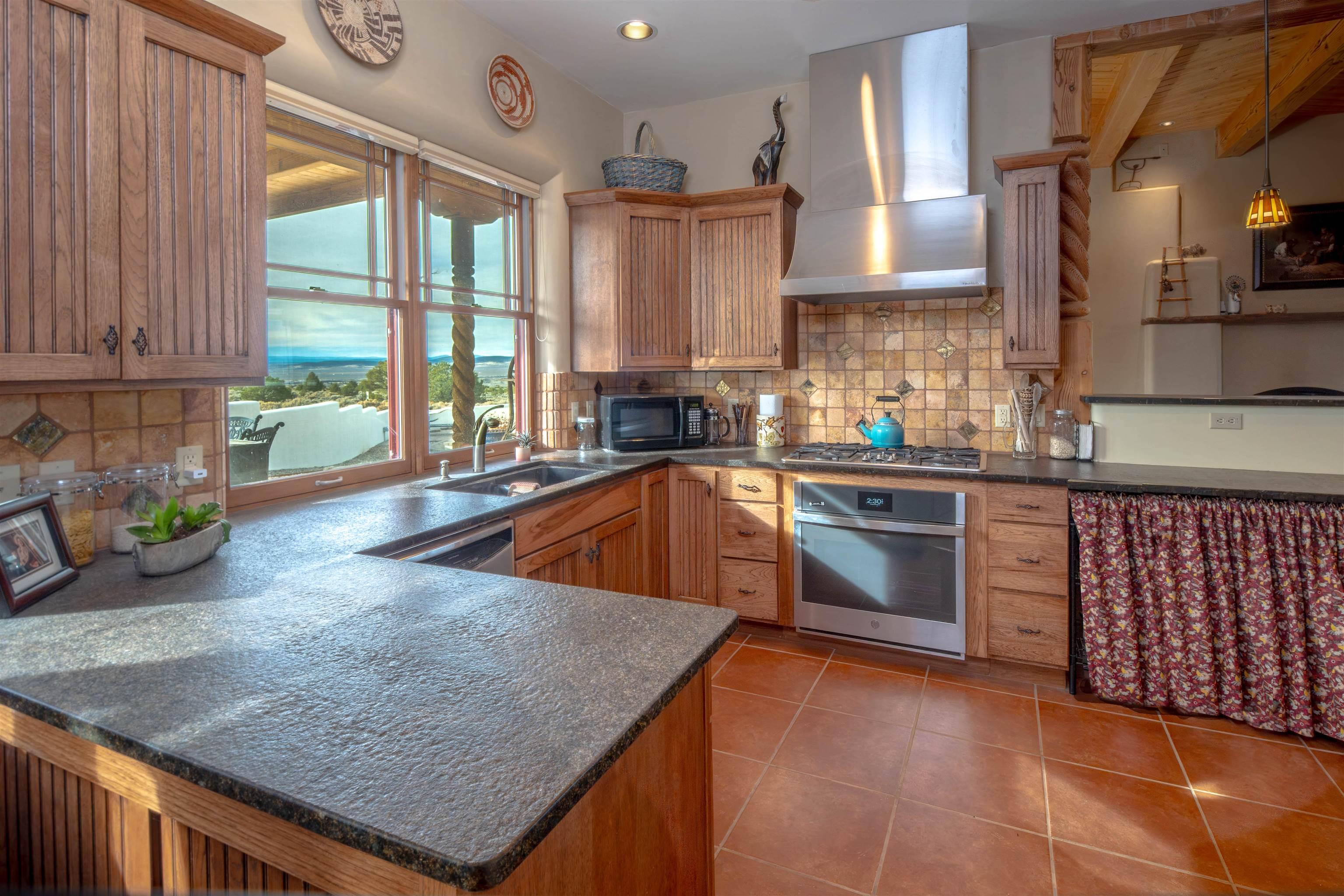 Ranchos De Taos, New Mexico, 87557-2740, United States, 3 Bedrooms Bedrooms, ,3 BathroomsBathrooms,Residential,For Sale,1998521