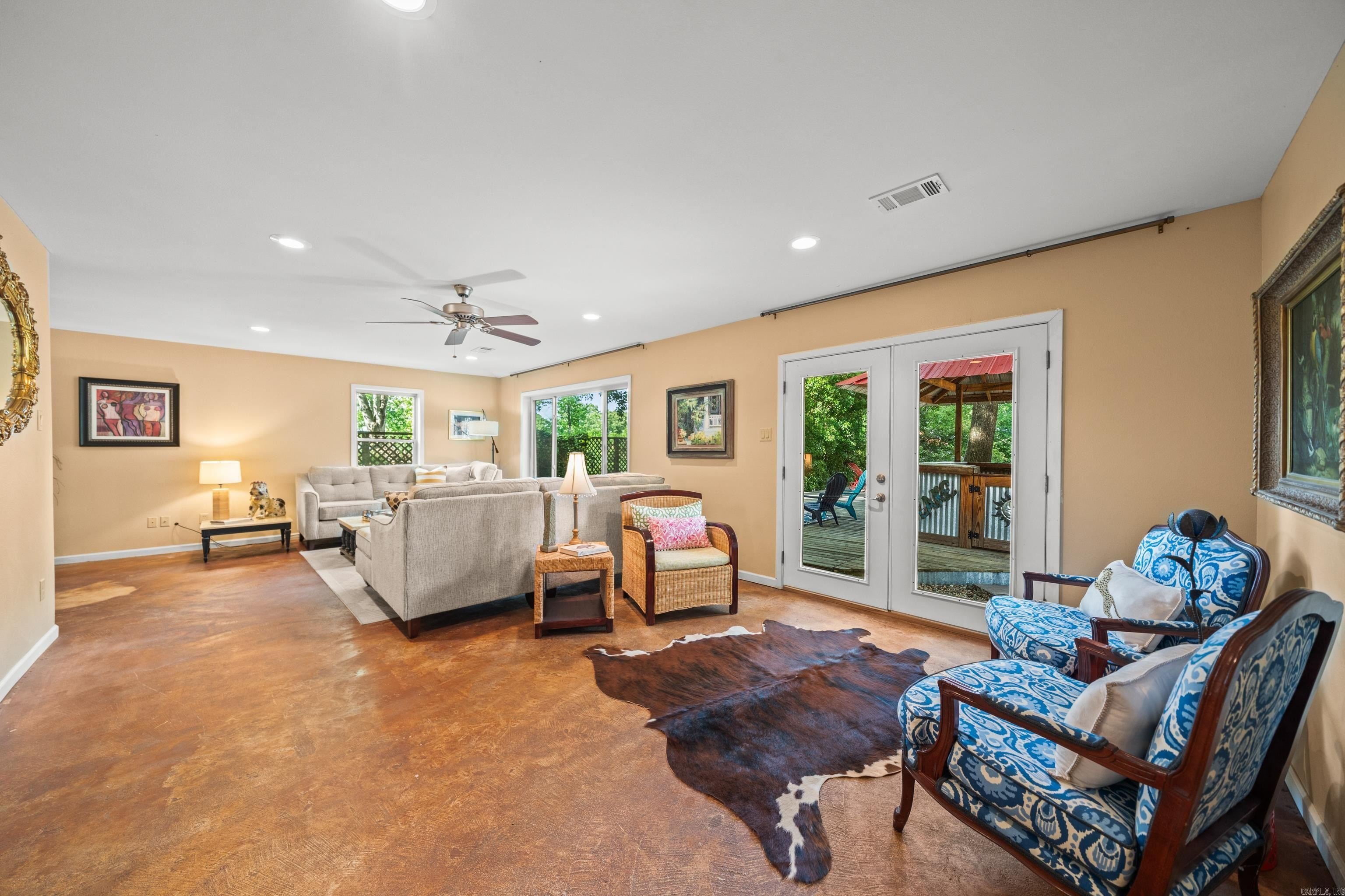 Hot Springs, Arkansas, 71913, United States, 8 Bedrooms Bedrooms, ,6 BathroomsBathrooms,Residential,For Sale,1826184
