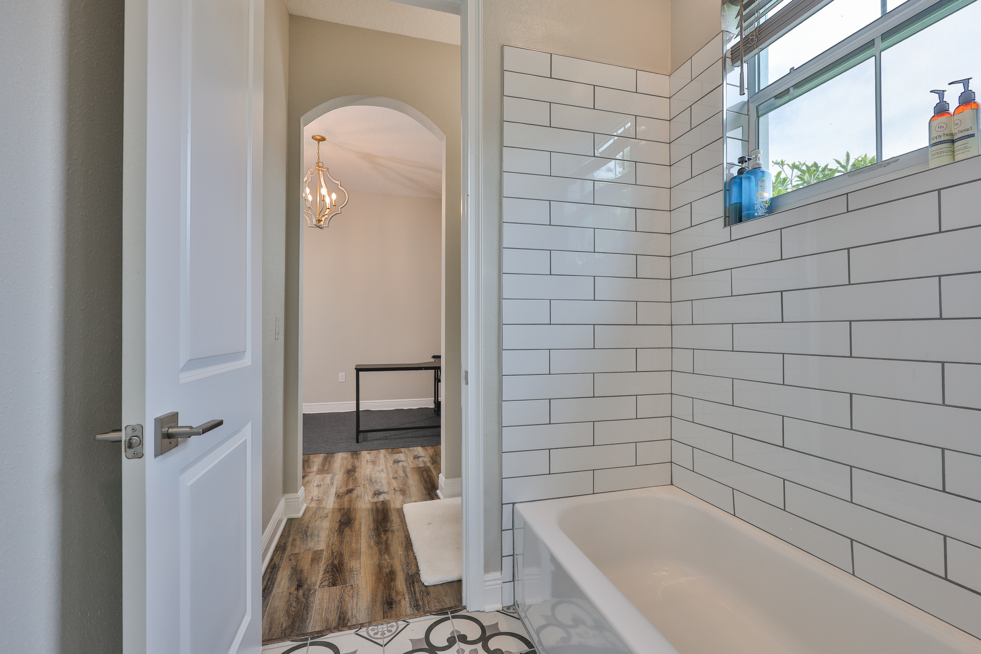 Tampa, Florida, 33603, United States, 3 Bedrooms Bedrooms, ,3 BathroomsBathrooms,Residential,For Sale,1855580