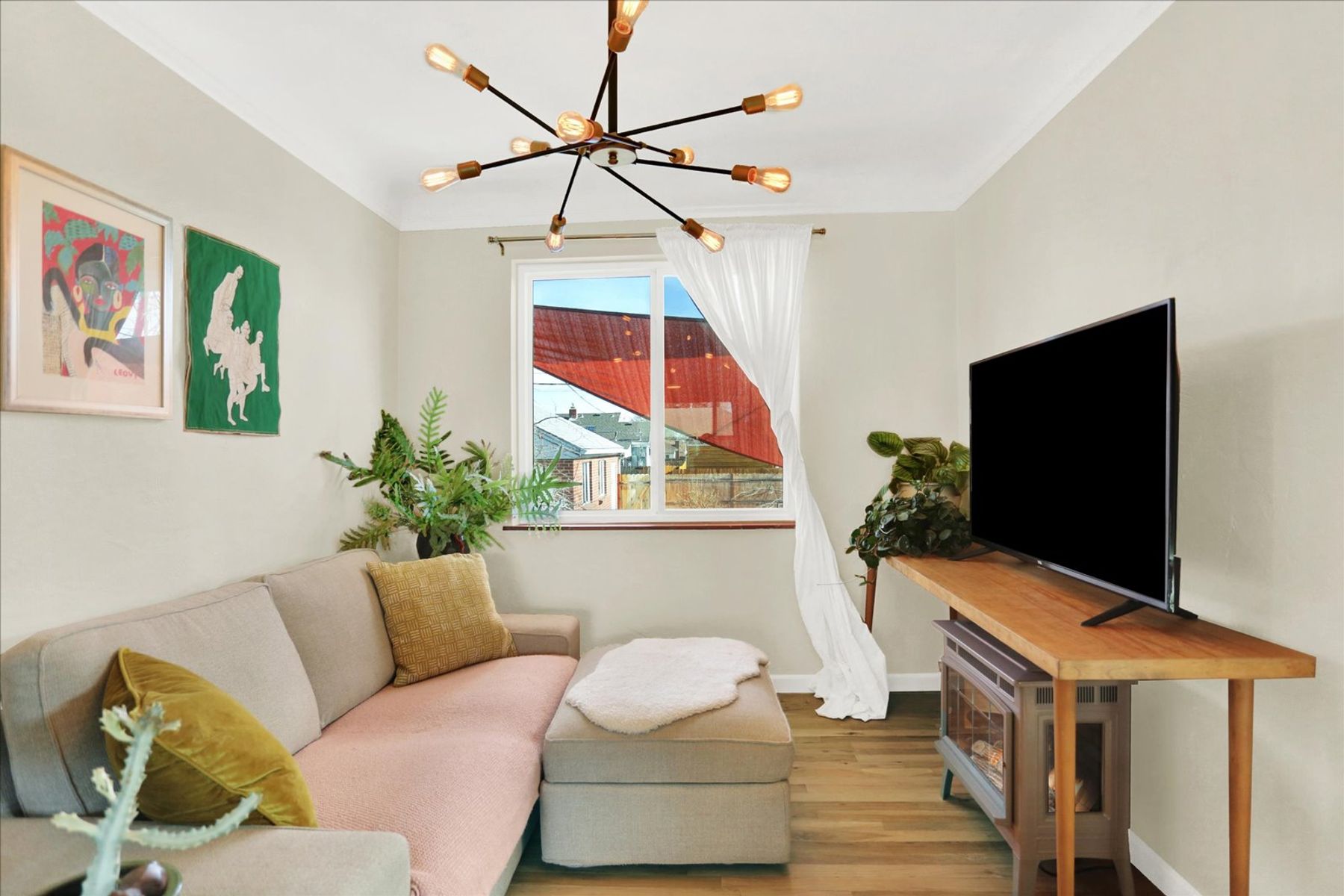  Athmar Park Gem: Newly Remodeled 3-Bed with Basement, Yard & Oversized Garage - 物件實景