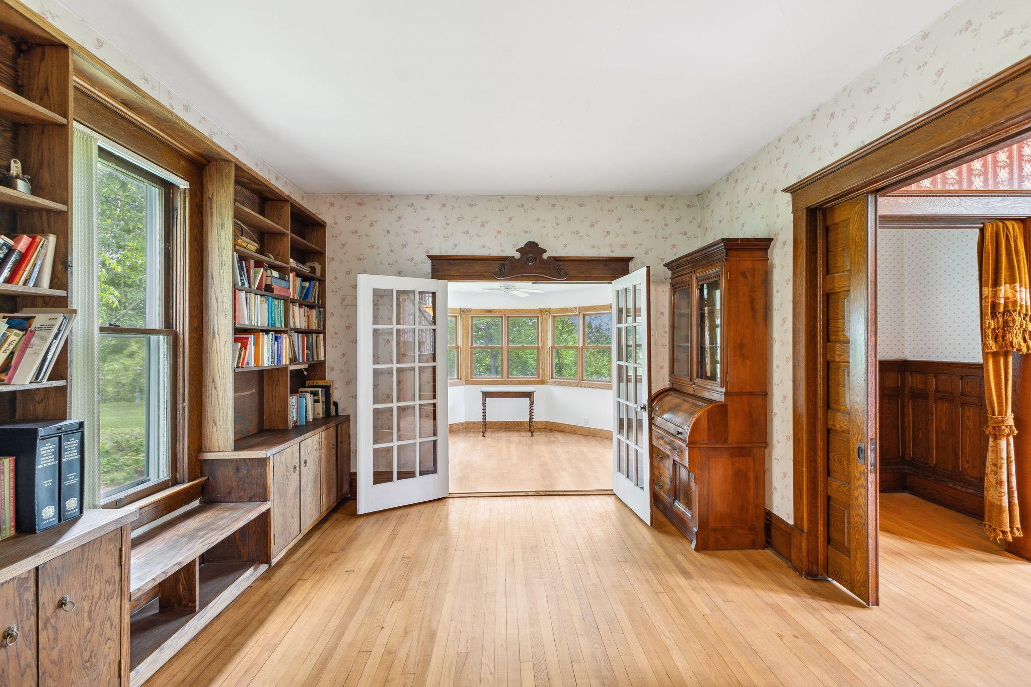 Center City, Minnesota, 55012, United States, 4 Bedrooms Bedrooms, ,1 BathroomBathrooms,Residential,For Sale,1837728